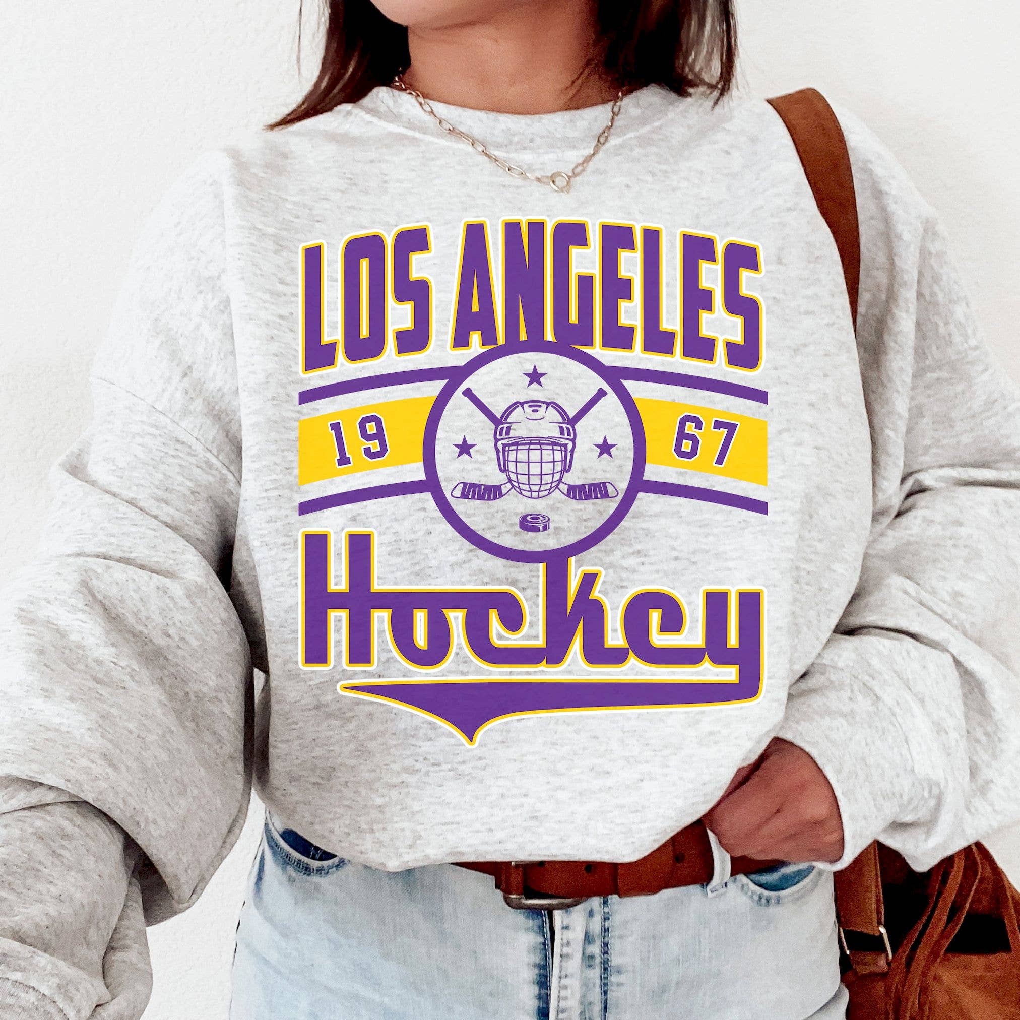 Vintage Los Angeles 1967 Hockey Fan Sweatshirt - Retro King