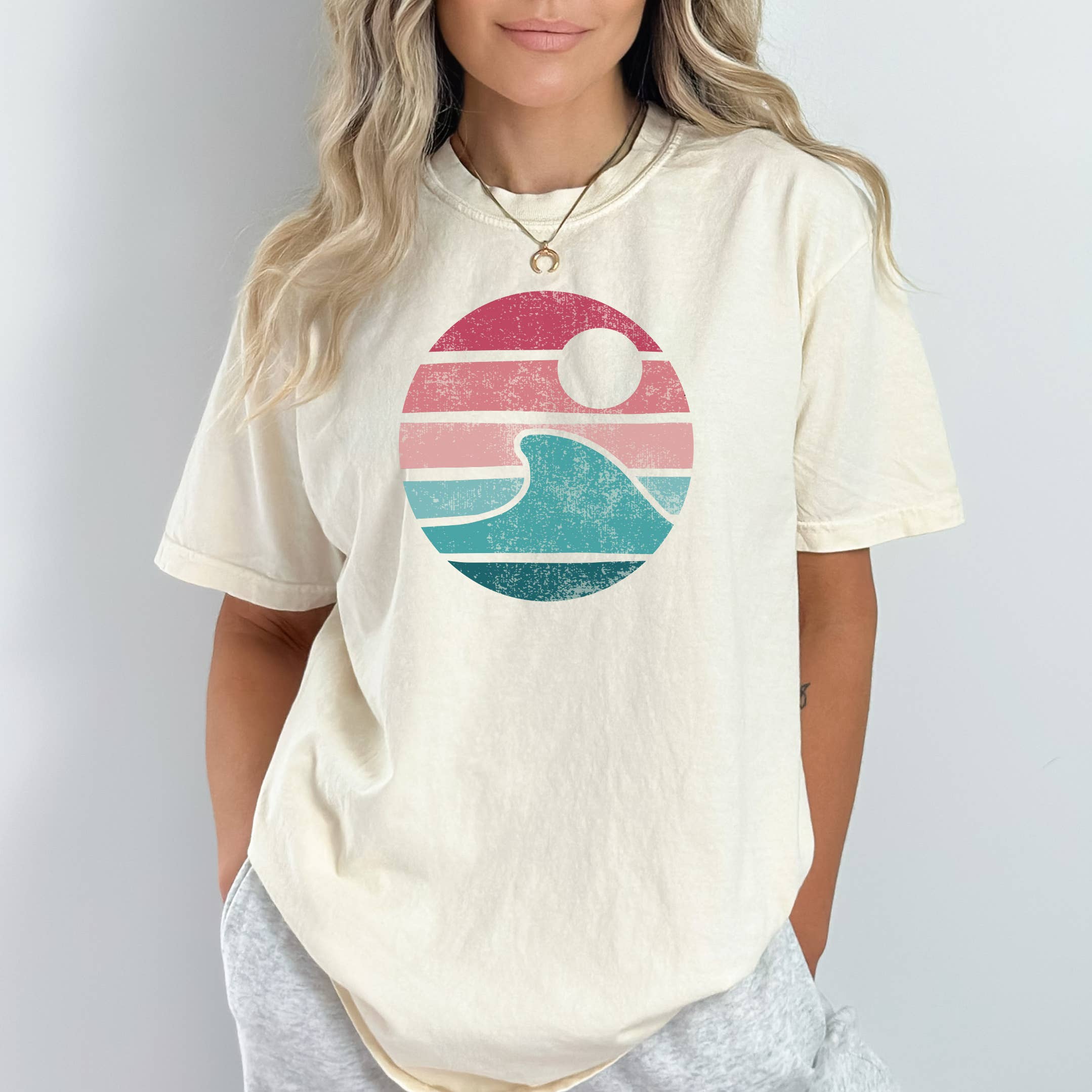 Circle Striped Wave Tee | Summer | Beach | Sizes S-2XL