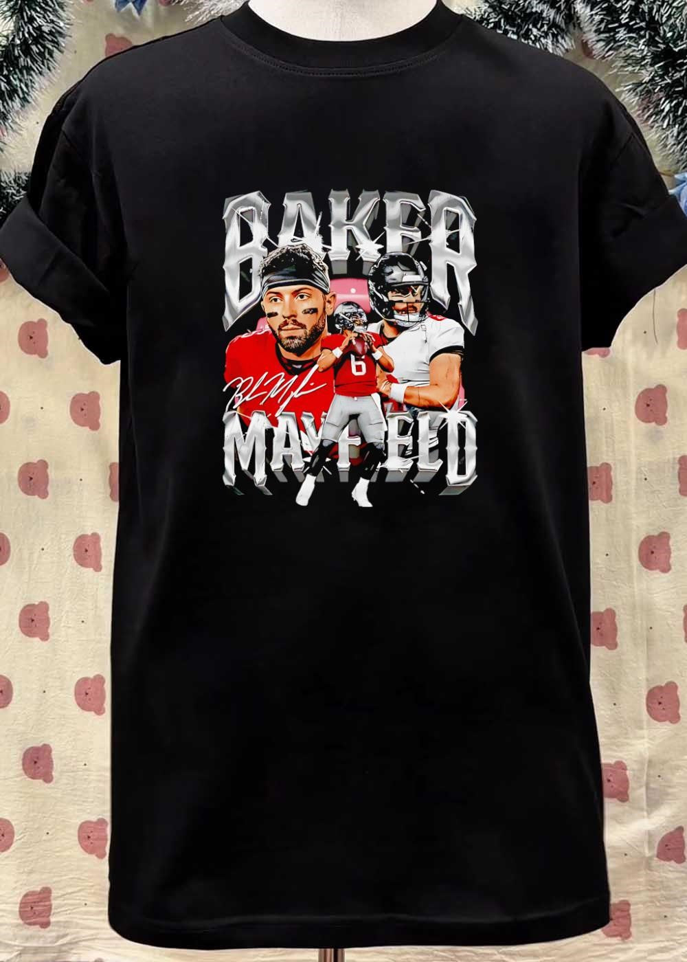 BM Baker Mayfield Throwing Football Tampa Bay Buccaneers shirt
