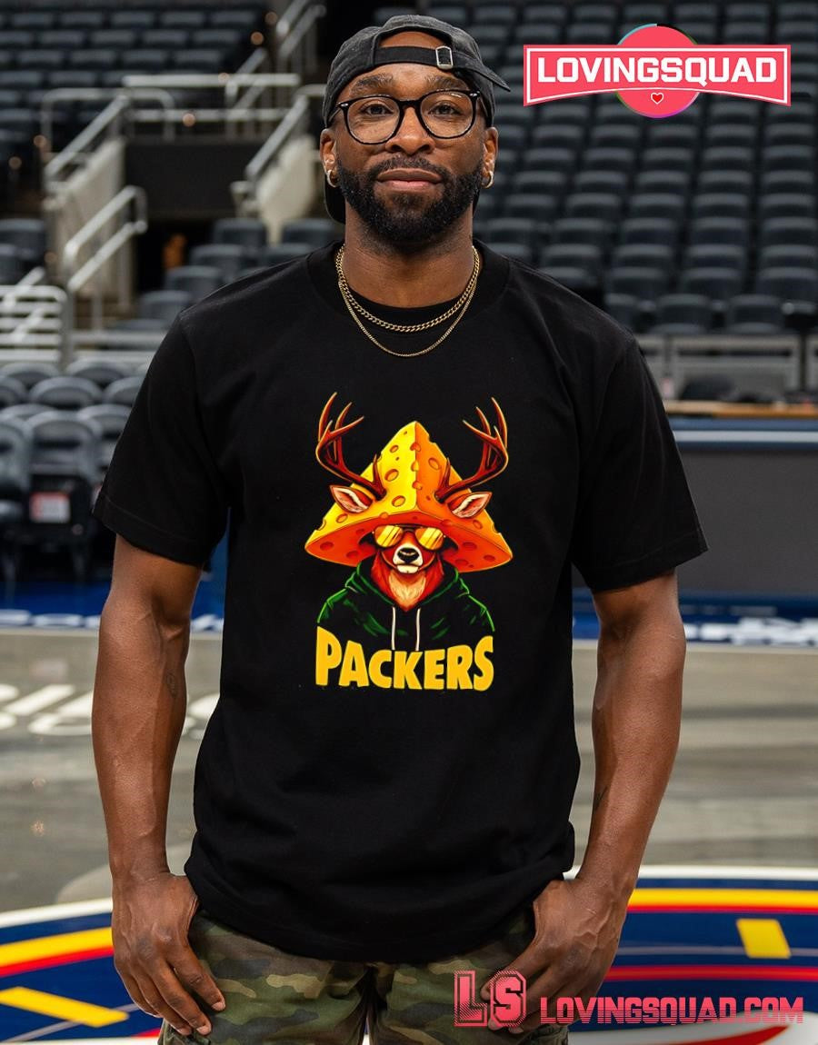 Green Bay Packers Deer Wearing Cheese Hat T-shirt
