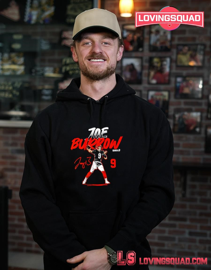 Joe Burrow Name & Number Pose Signature T-Shirt