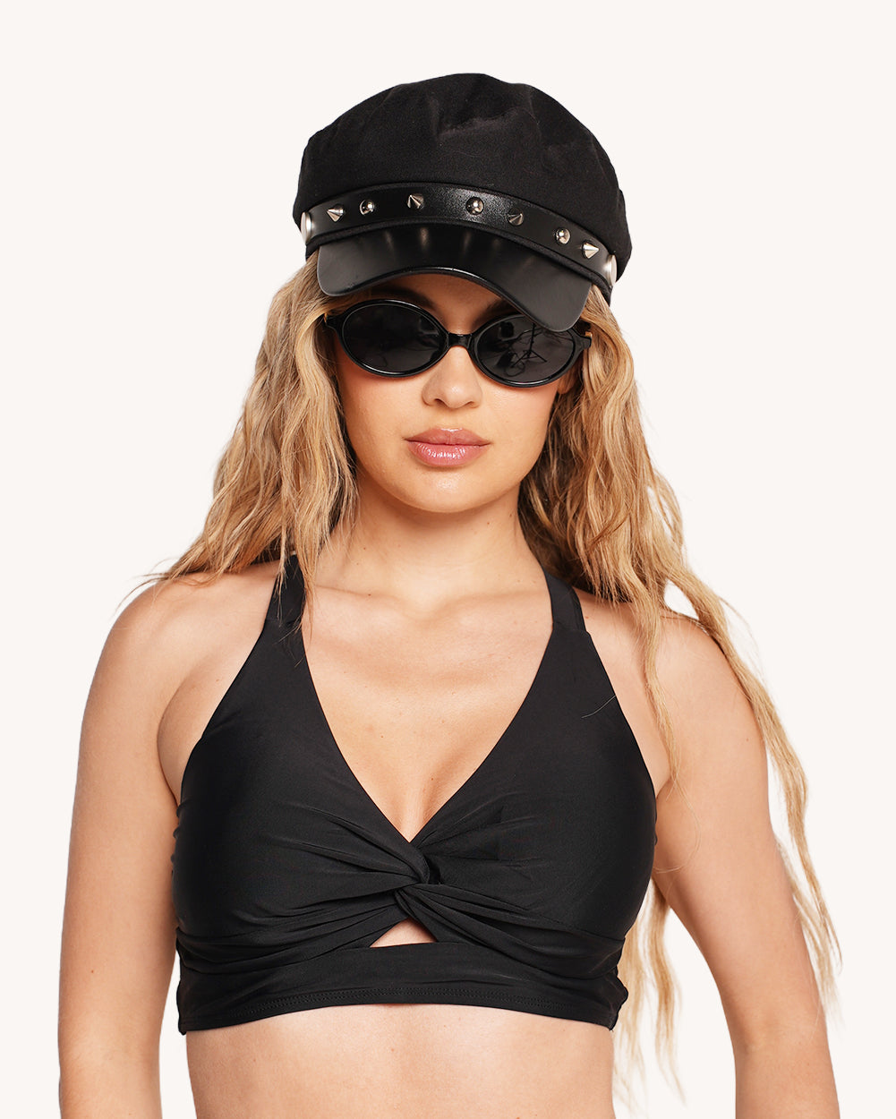 Move To The Beat Top