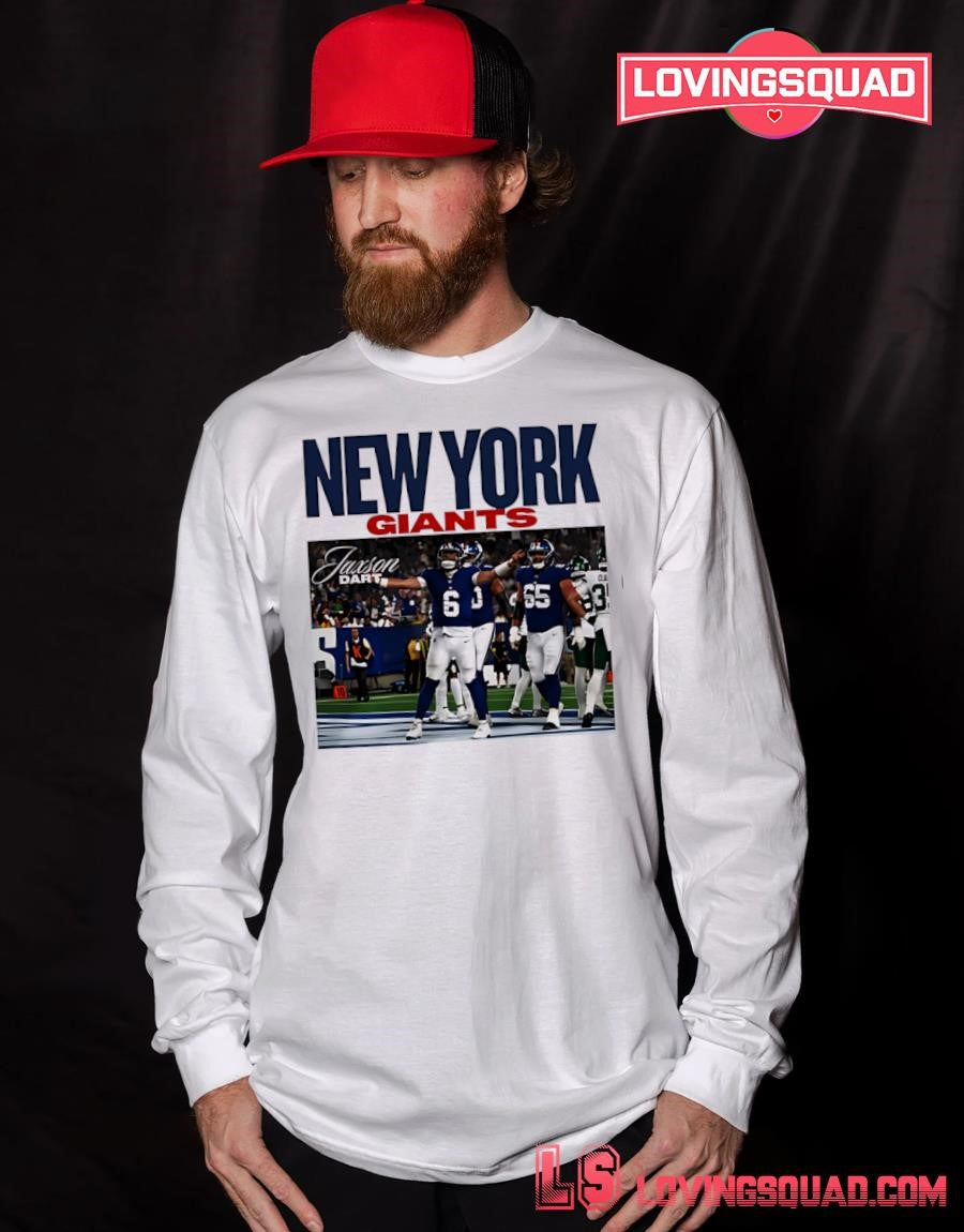 New York Giants Jaxson Dart Football Players Celebrating On Field Photo T-Shirt
