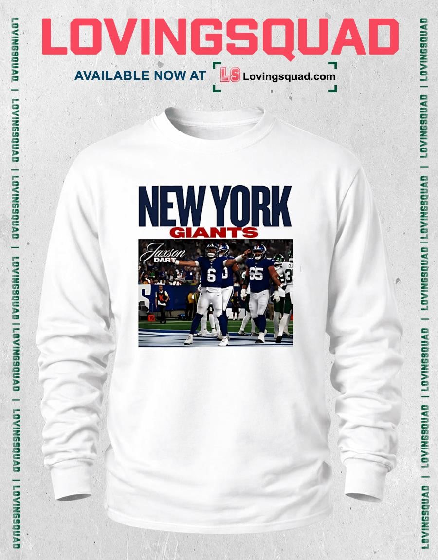 New York Giants Jaxson Dart Football Players Celebrating On Field Photo T-Shirt