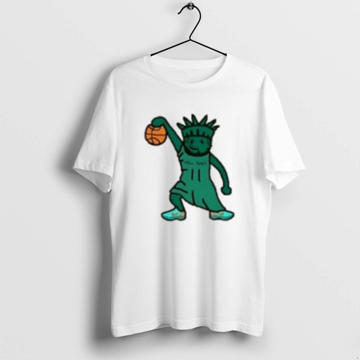 Official Statue Of Brunson Statue Of Liberty Jalen Brunson Ny Knicks Christmas T-Shirts, Hoodie, Sweatshirt | InkRitualCo.com