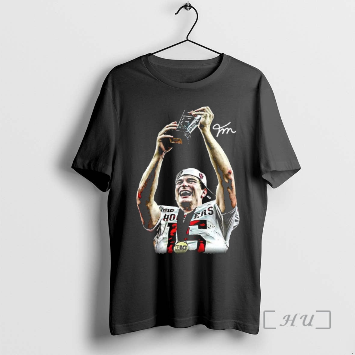 Officials Fernando Mendoza Hoosiers Indiana Football Mvp Trophy Signature T-Shirts, Hoodie, Sweatshirt | InkRitualCo.com
