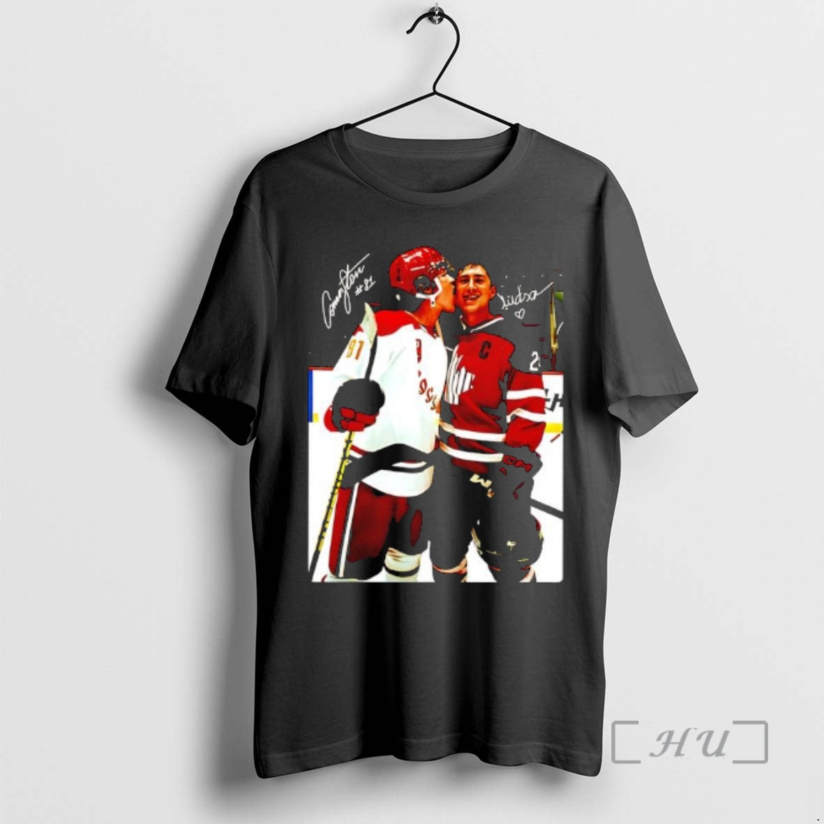 Officials Gay Loves Connor Storrie And Hudson Williams Signatures T-Shirts, Hoodie, Sweatshirt | InkRitualCo.com