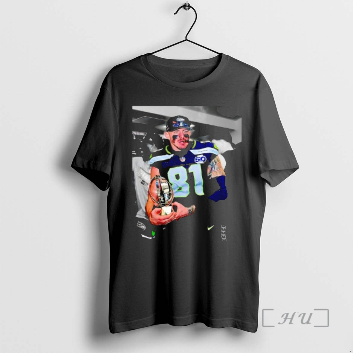 Officials Seahawks Eric Saubert 81 Smoking Graphic T-Shirts, Hoodie, Sweatshirt | InkRitualCo.com