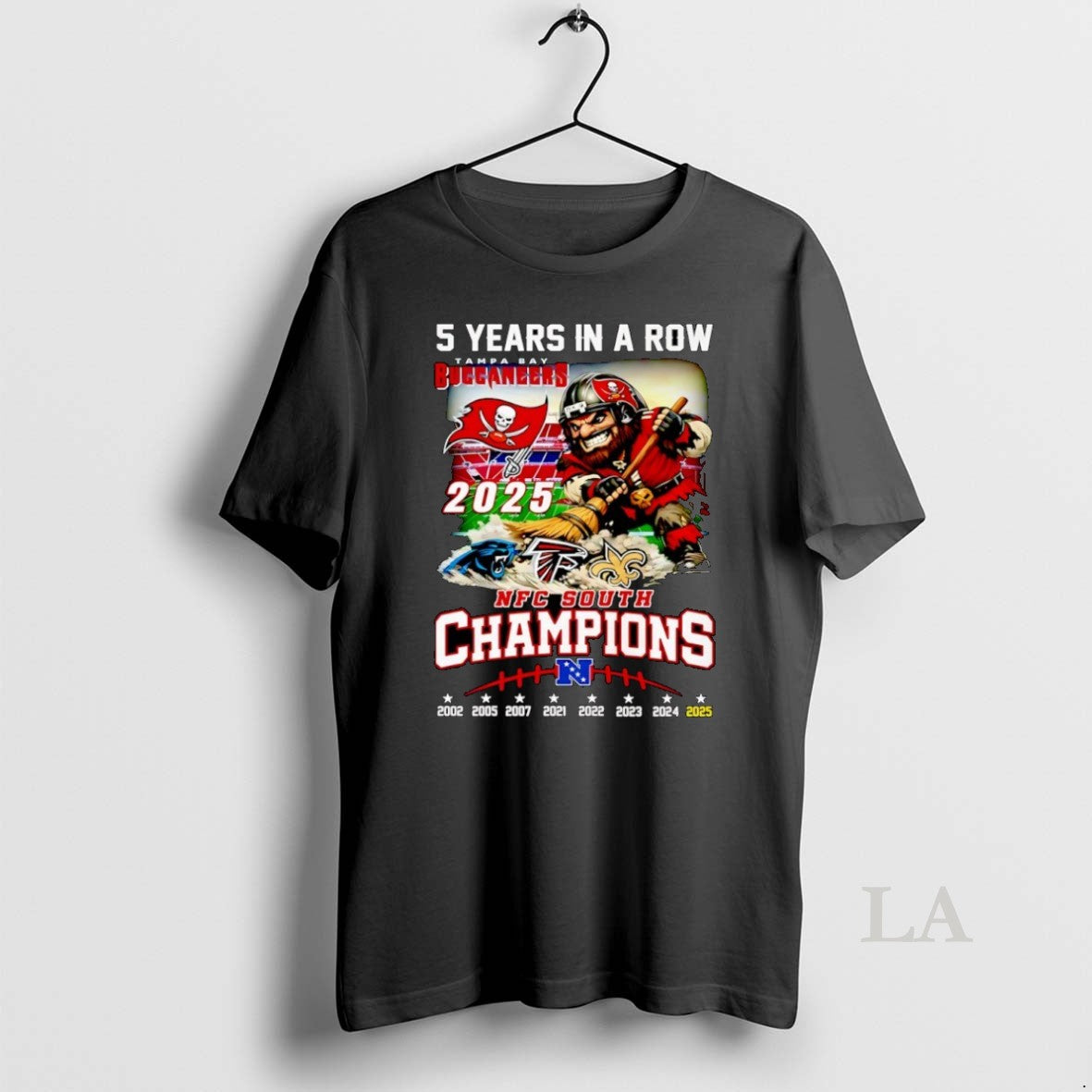 Original 5 Years In A Row Tampa Bay Buccaneers 2025 Nfc South Champions Mascot T-Shirts, Hoodie, Sweatshirt | InkRitualCo.com
