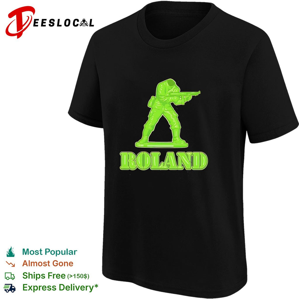 Roland army man aiming rifle shirt