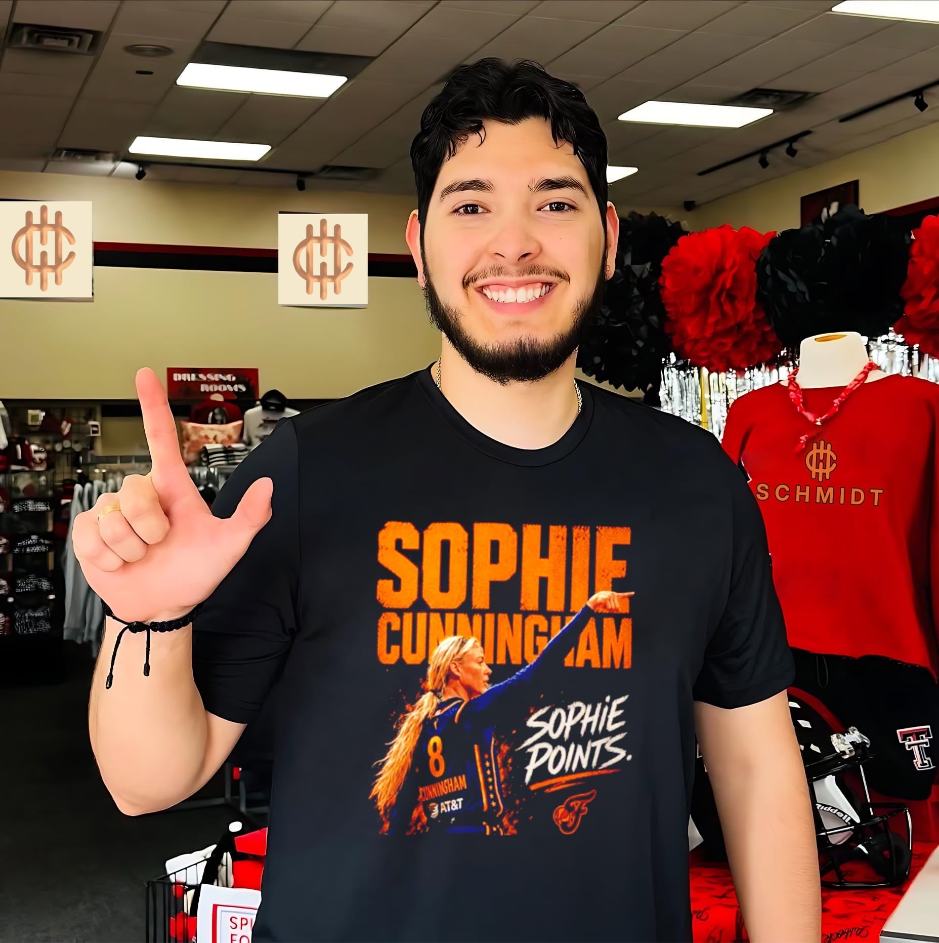 Sophie Cunningham Indiana Fever Pointing shirt