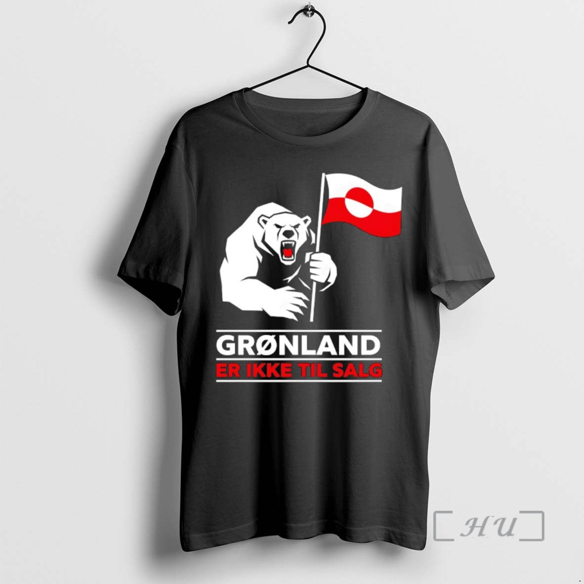 Trending Bear Holding Greenland Flag Gronland Er Ikke Til Salg Political Premium T Shirts Sweater Hoodie, Sweatshirt