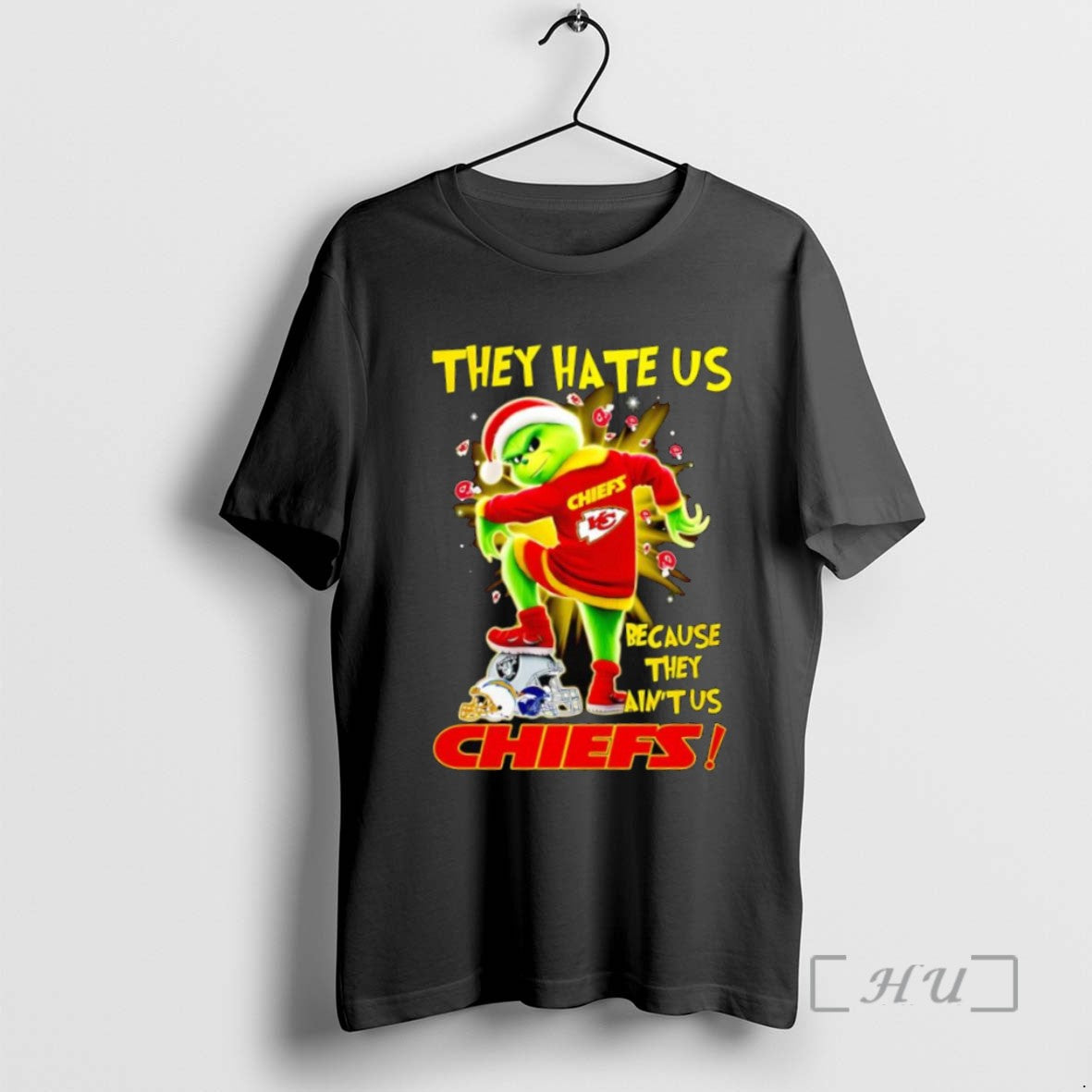 Trending Grinch Santa They Hate Us Because They Aint Us Kansas City Chiefs Raiders La T-Shirts, Hoodie, Sweatshirt