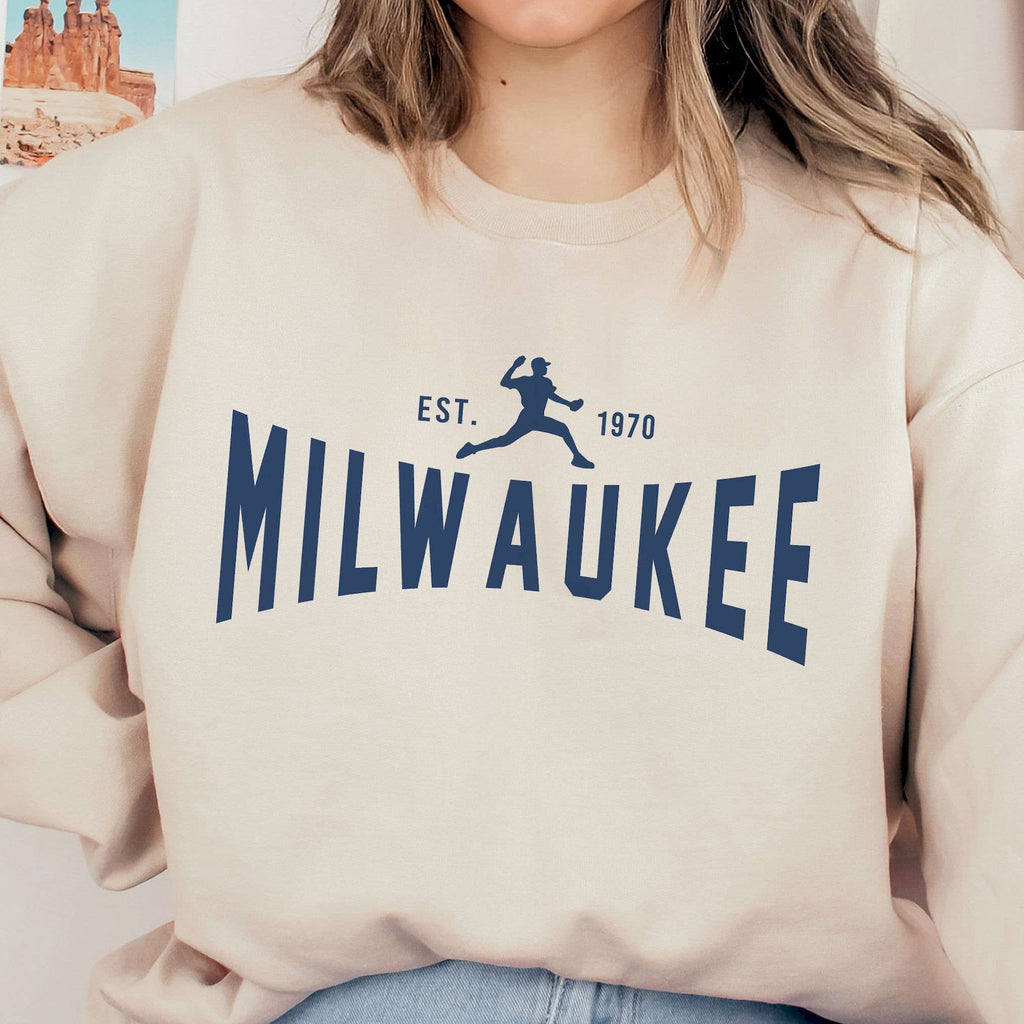 Vintage Milwaukee Brewer Game Day Sweatshirt – Retro Style