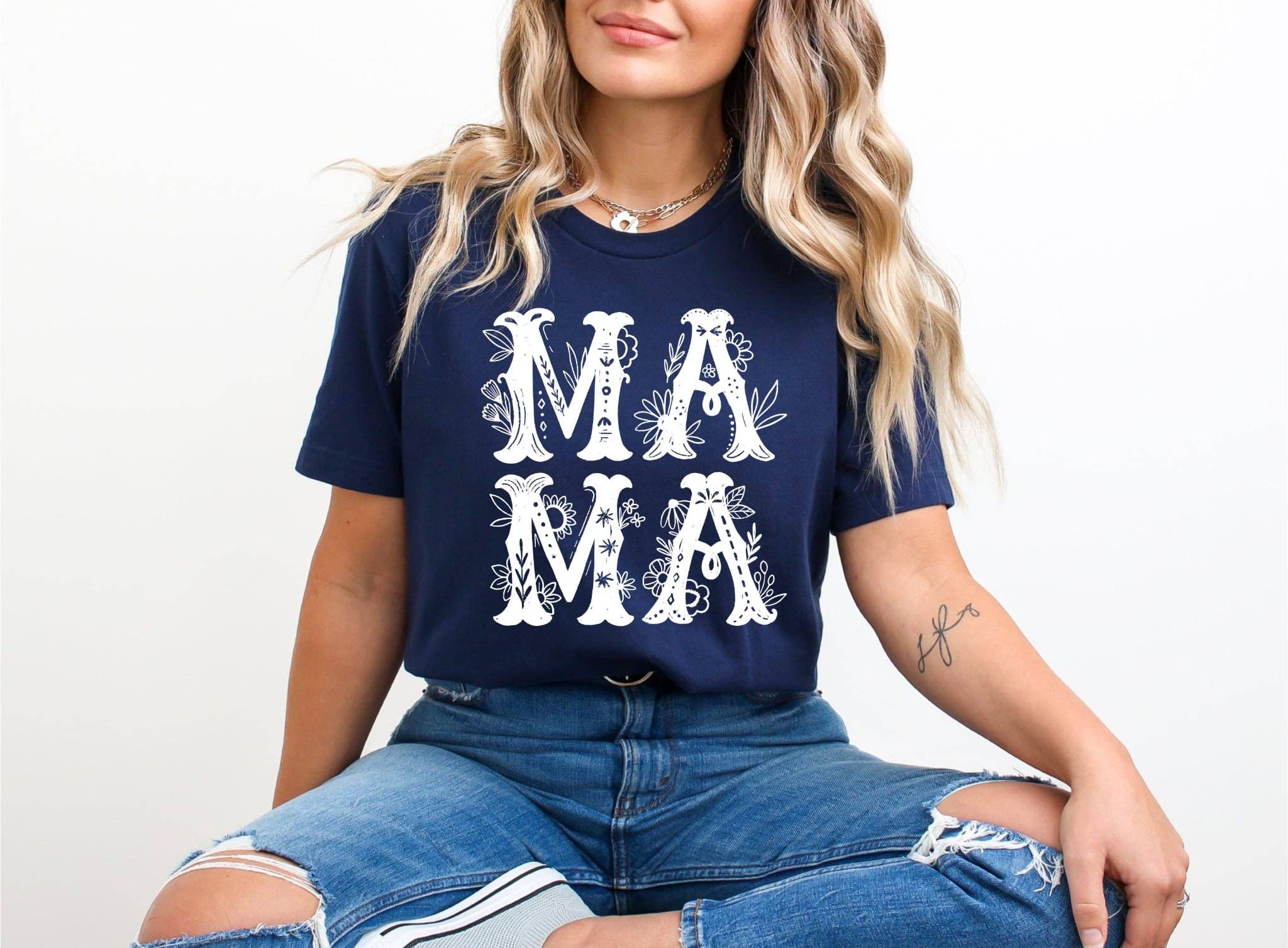 Vintage Mama Navy Mother's Day Graphic Tee