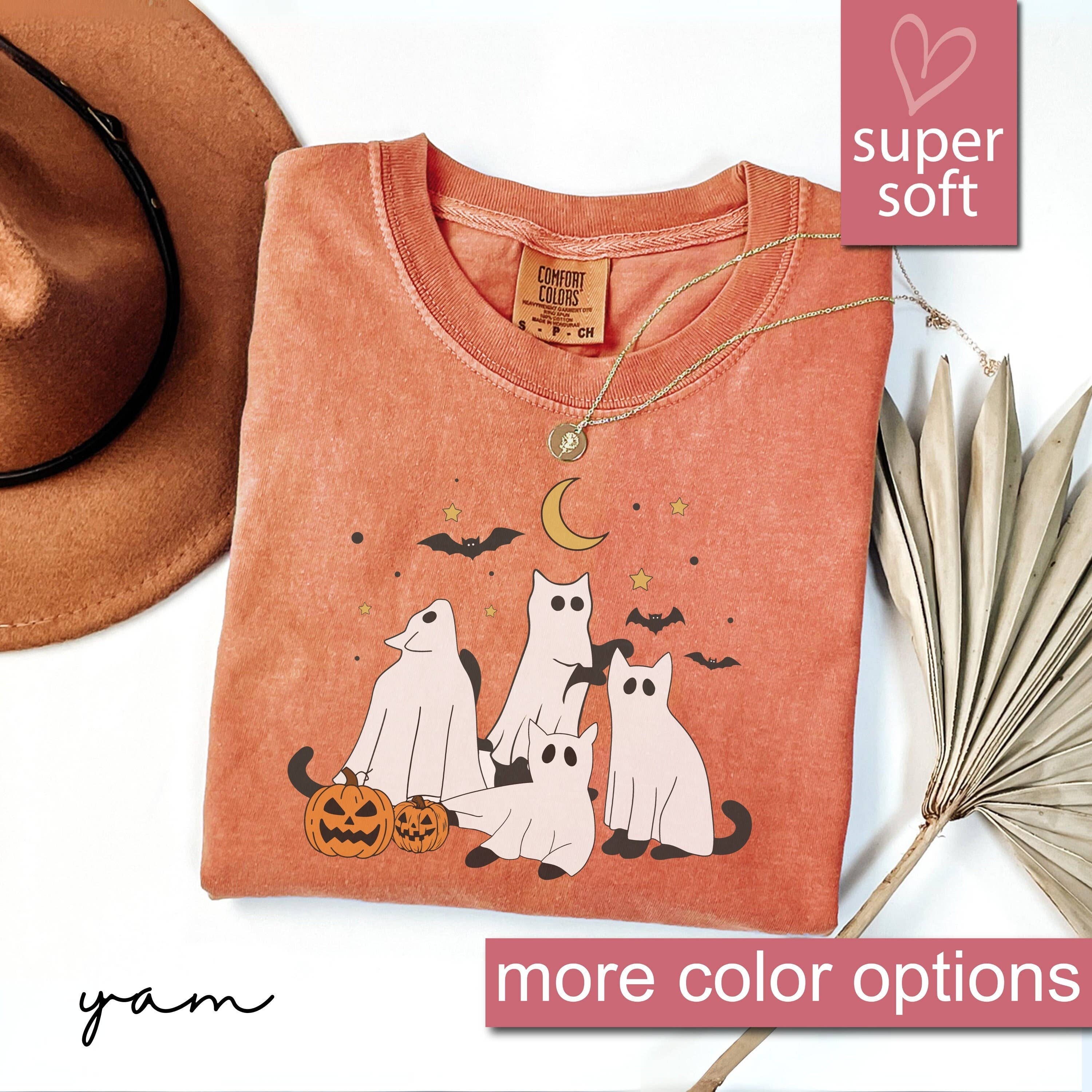 Ghost Cat T-Shirt – Cute Retro Halloween Shirt For Cat Lover