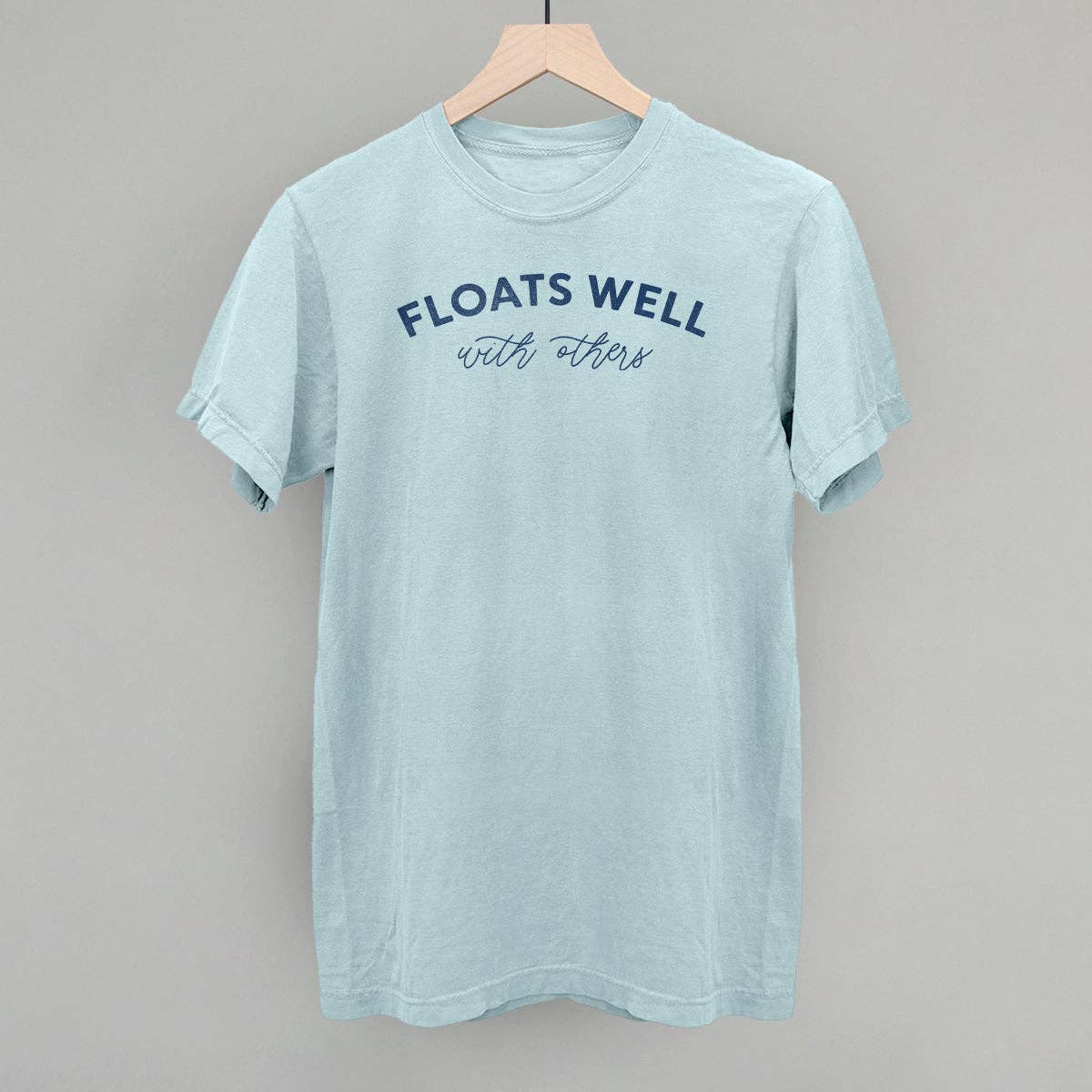 Floats Well with Others