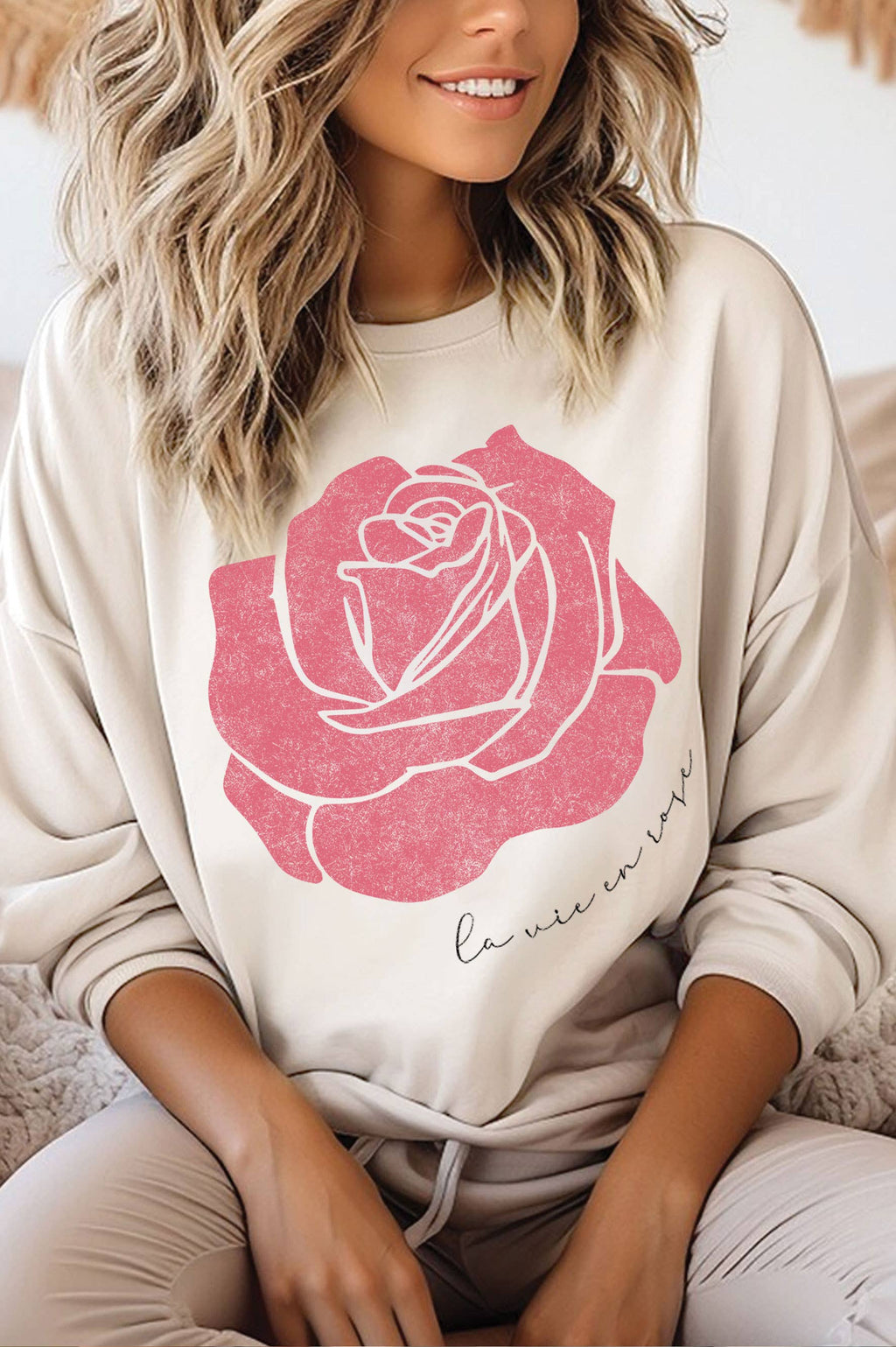 La Vie En Rose Graphic Brushed Sweatshirts