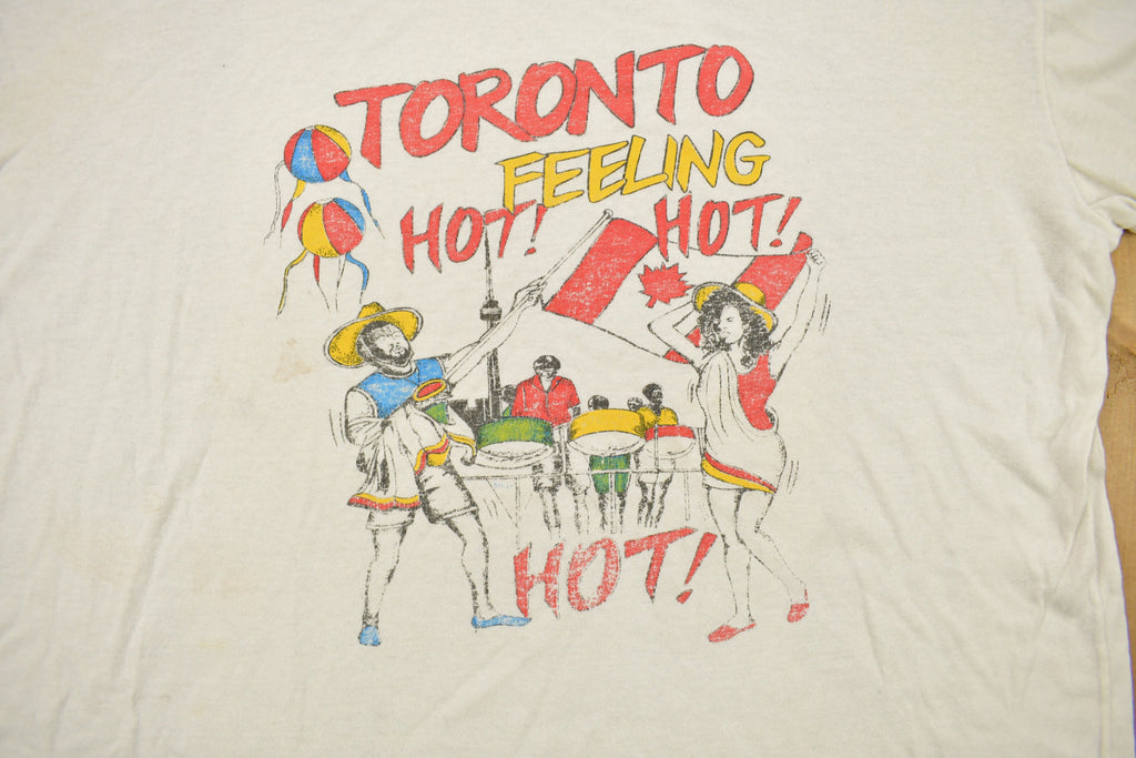 Vintage 1980s Toronto Canada Souvenir Feeling Made Canada Vacation Tee Travel (3)