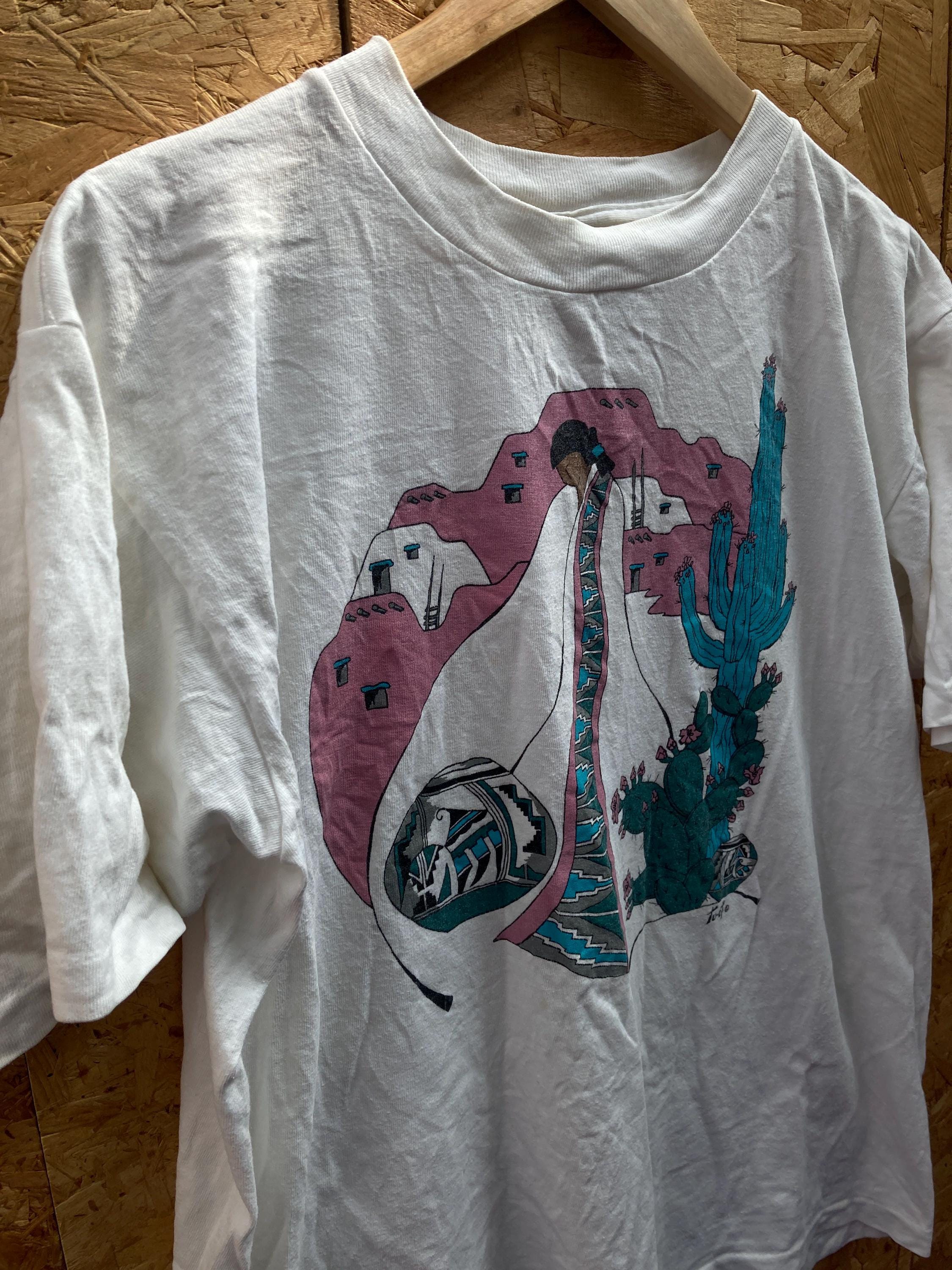 Vintage 90s Southwestern Native American Girl Cactus Single Stitch Souvenir Size Large Oneita (4)