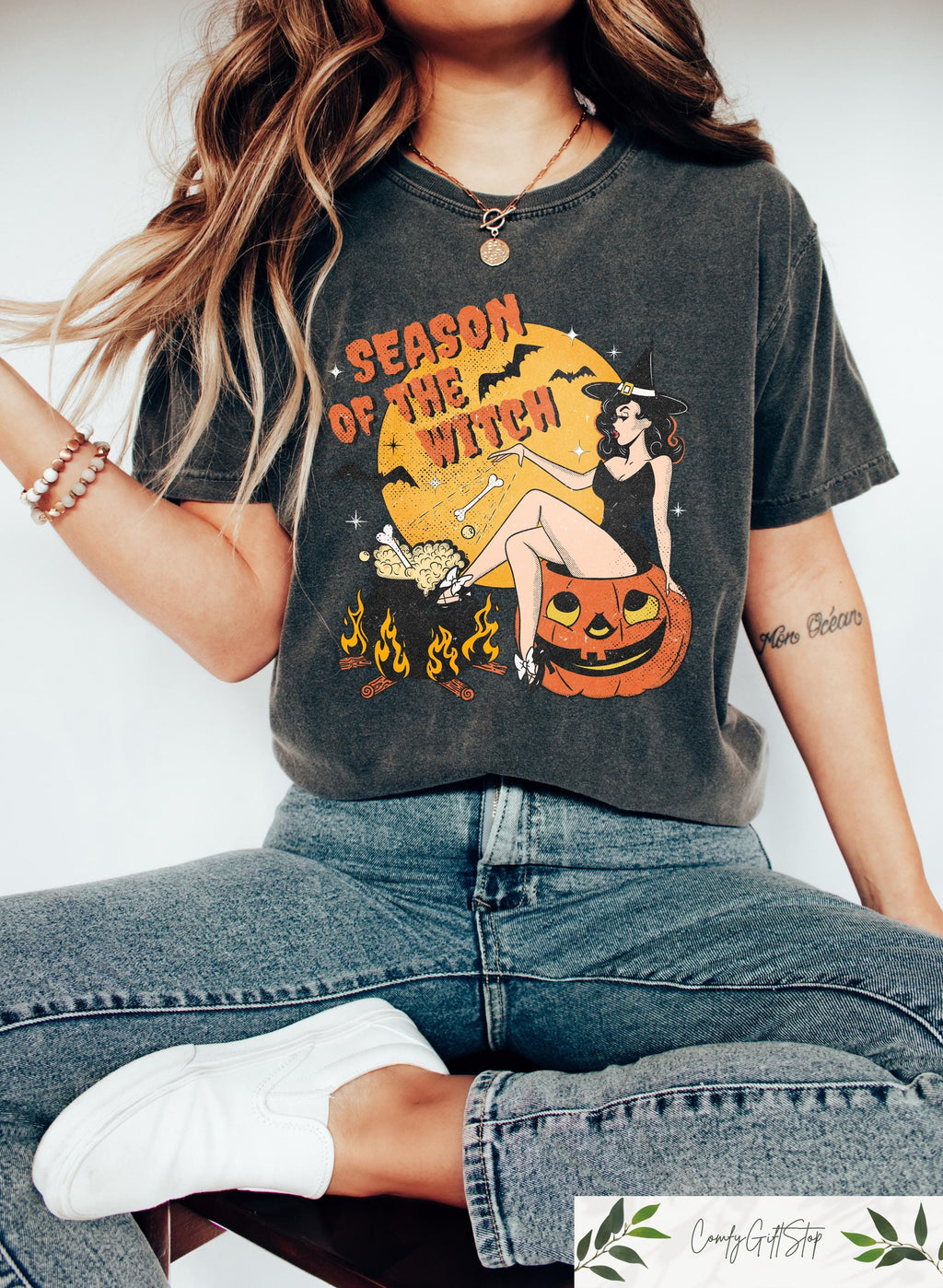 Season Witch Halloween Witch Halloween Retro Halloween Spooky Season Fall Halloween Tee (3)