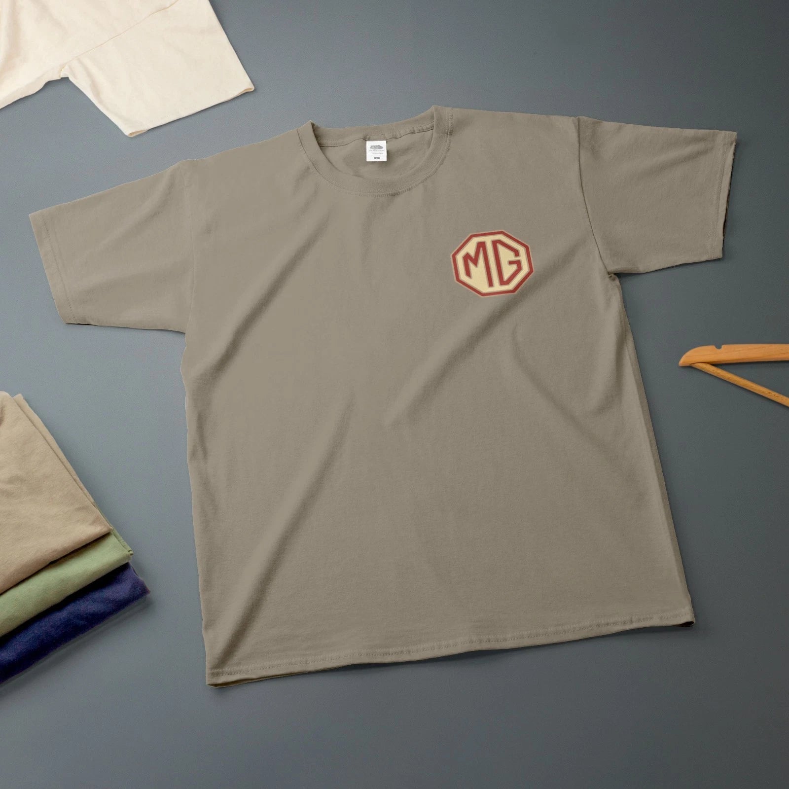 MG Vintage Badge T-Shirt Classic Car Enthusiast OFFICIAL LICENCED PRODUCT