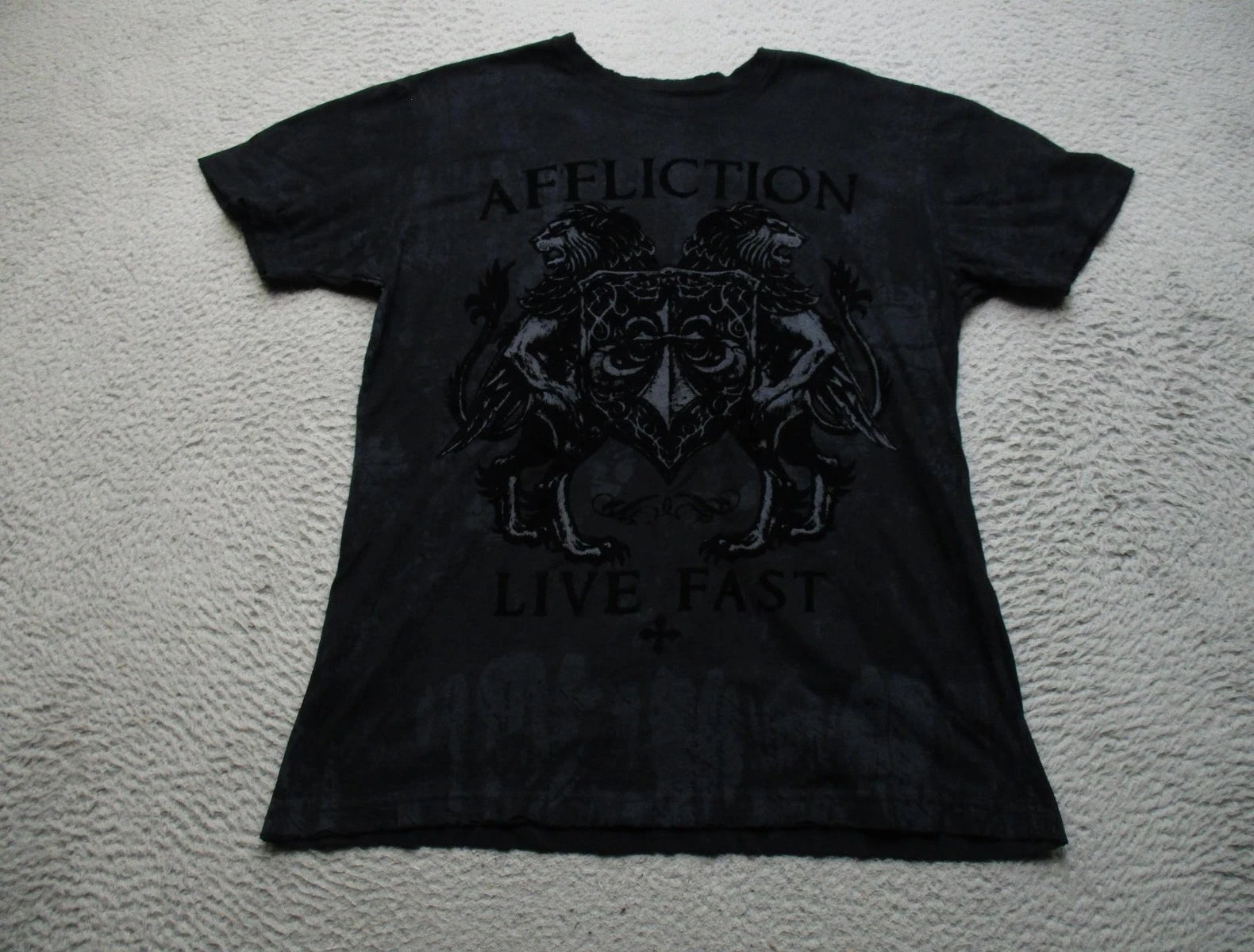 Affliction Shirt Mens Medium Black Live Fast Lions Cross Gothic Graphic Tee Y2K