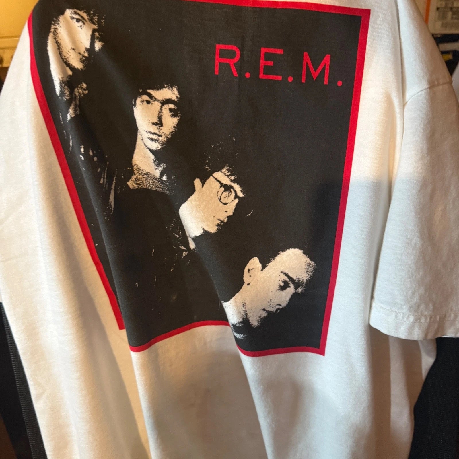 R.E.M. Vintage 1989 Green World Tour Shirt XL. New