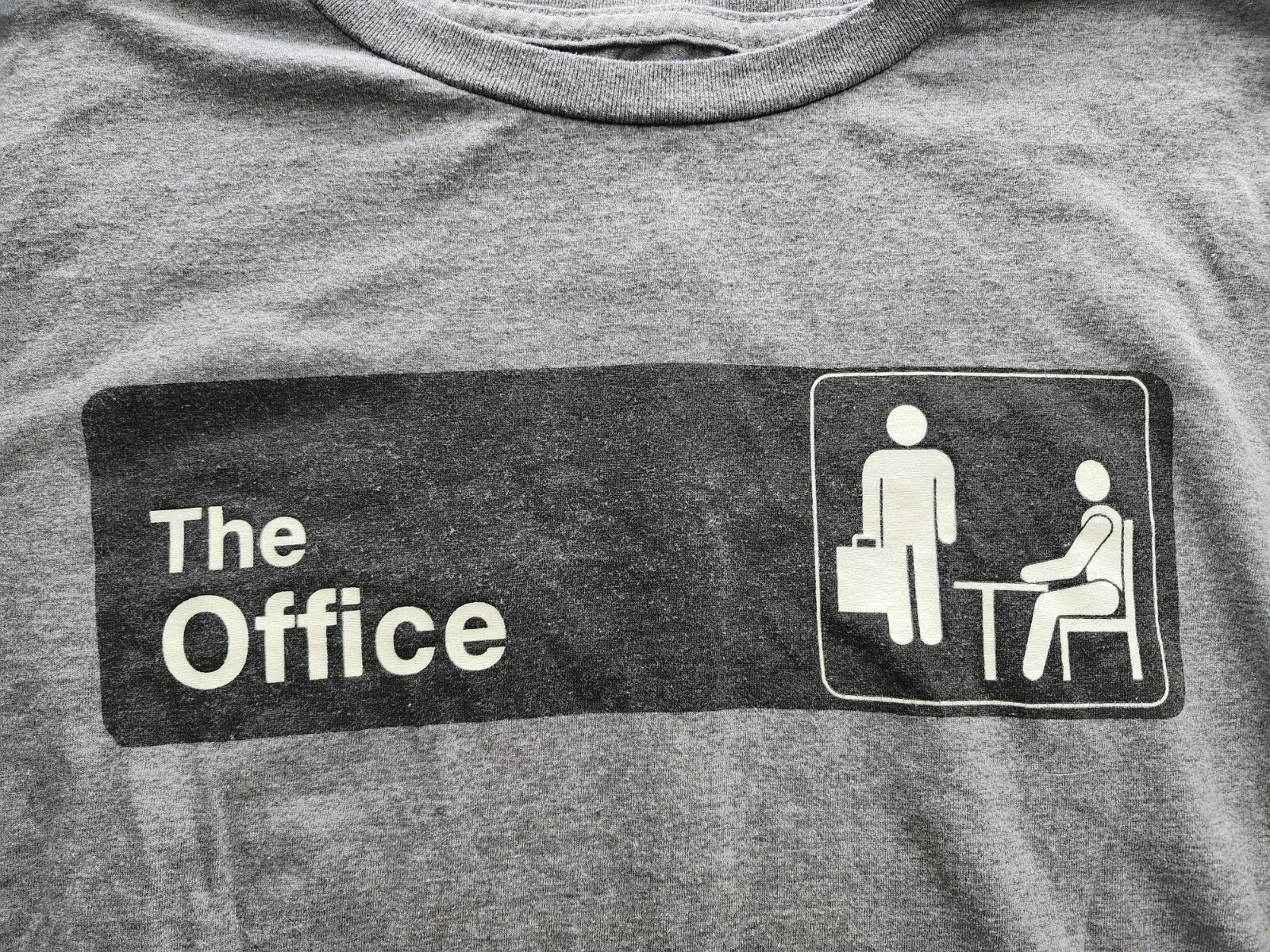 The Office T-Shirt Mens Large Gray Long Sleeve Dwight Michael Graphic Tee