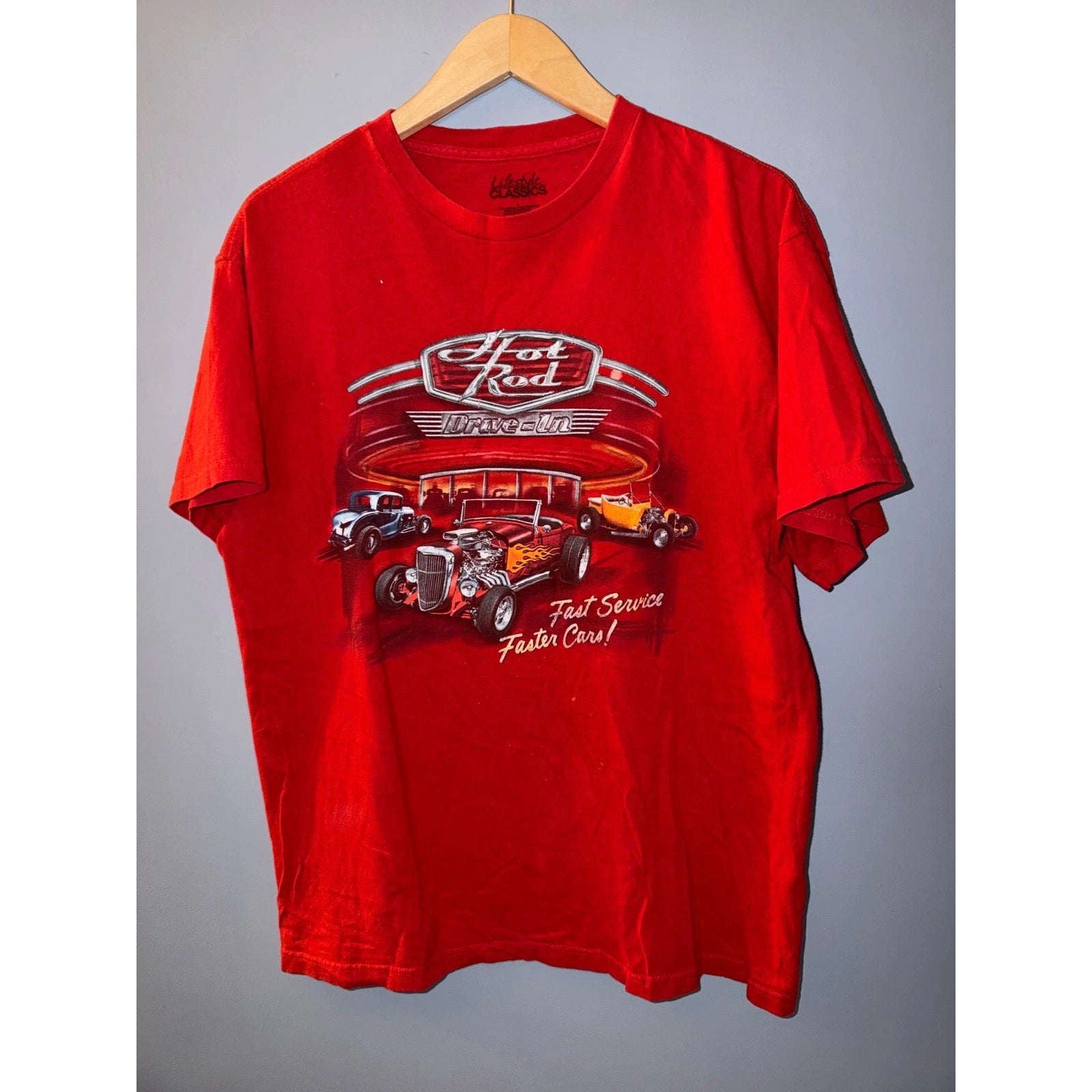 Lifestyle Classics Red Hot Rod Drive-In Graphic T-Shirt Men's Large