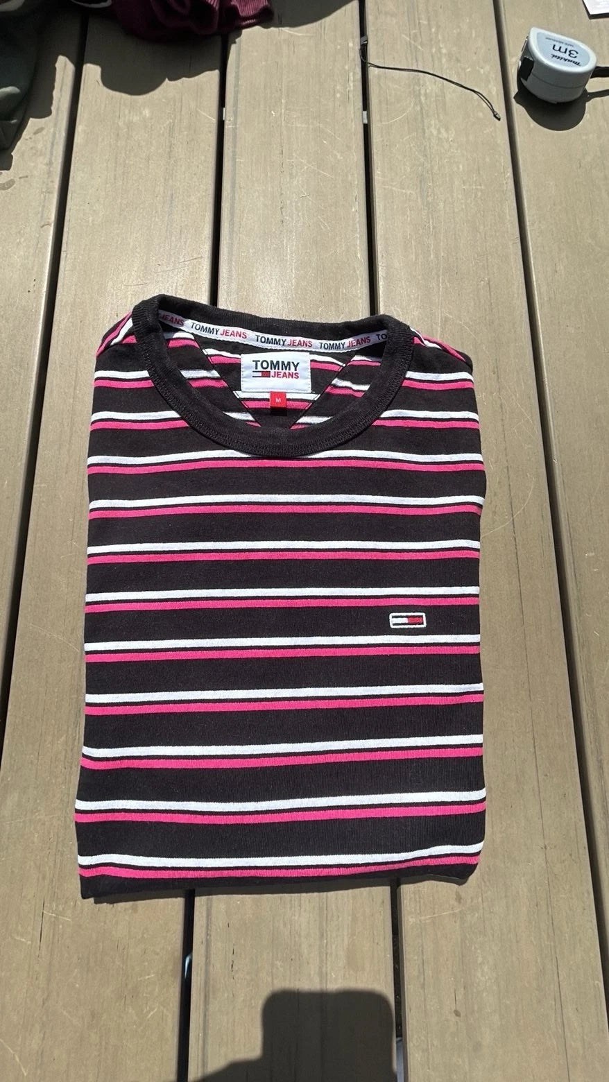 Vintage Tommy Jeans Striped T-Shirt Black Pink Y2K Mens Medium Logo Tee