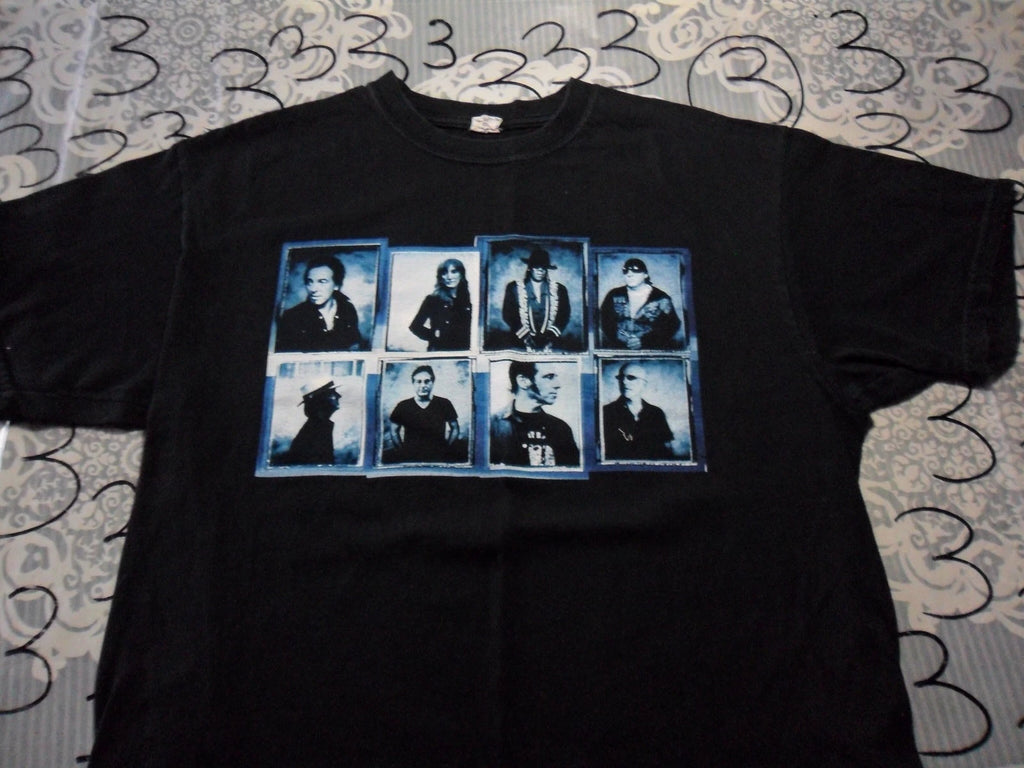 XL- 2009 Bruce Springstring / Lightly Cracked Graphics Alstyle Brand T- Shirt