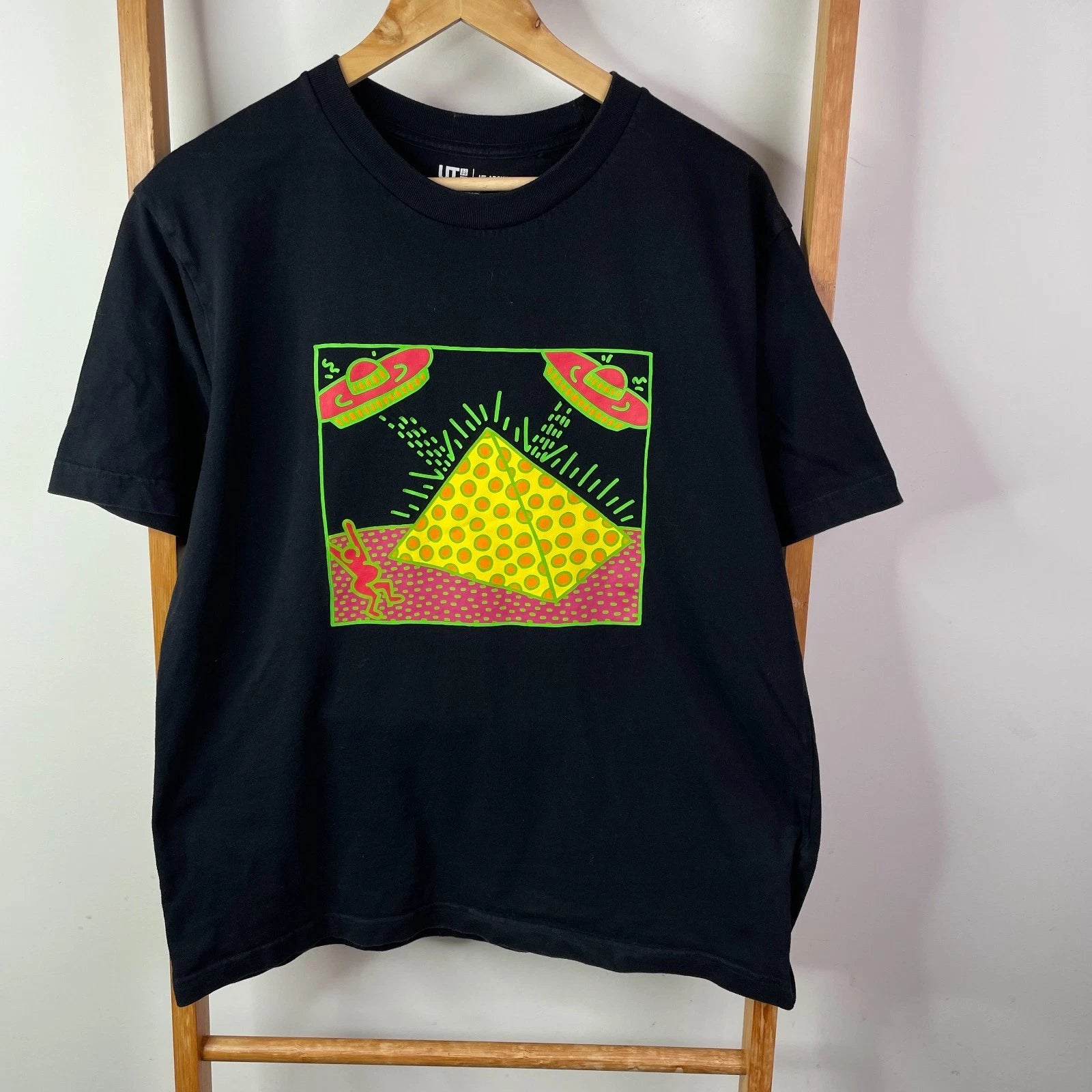 Uniqlo Shirt Mens Large Black NY POP ART UT Archive Short Sleeve Crew Neck