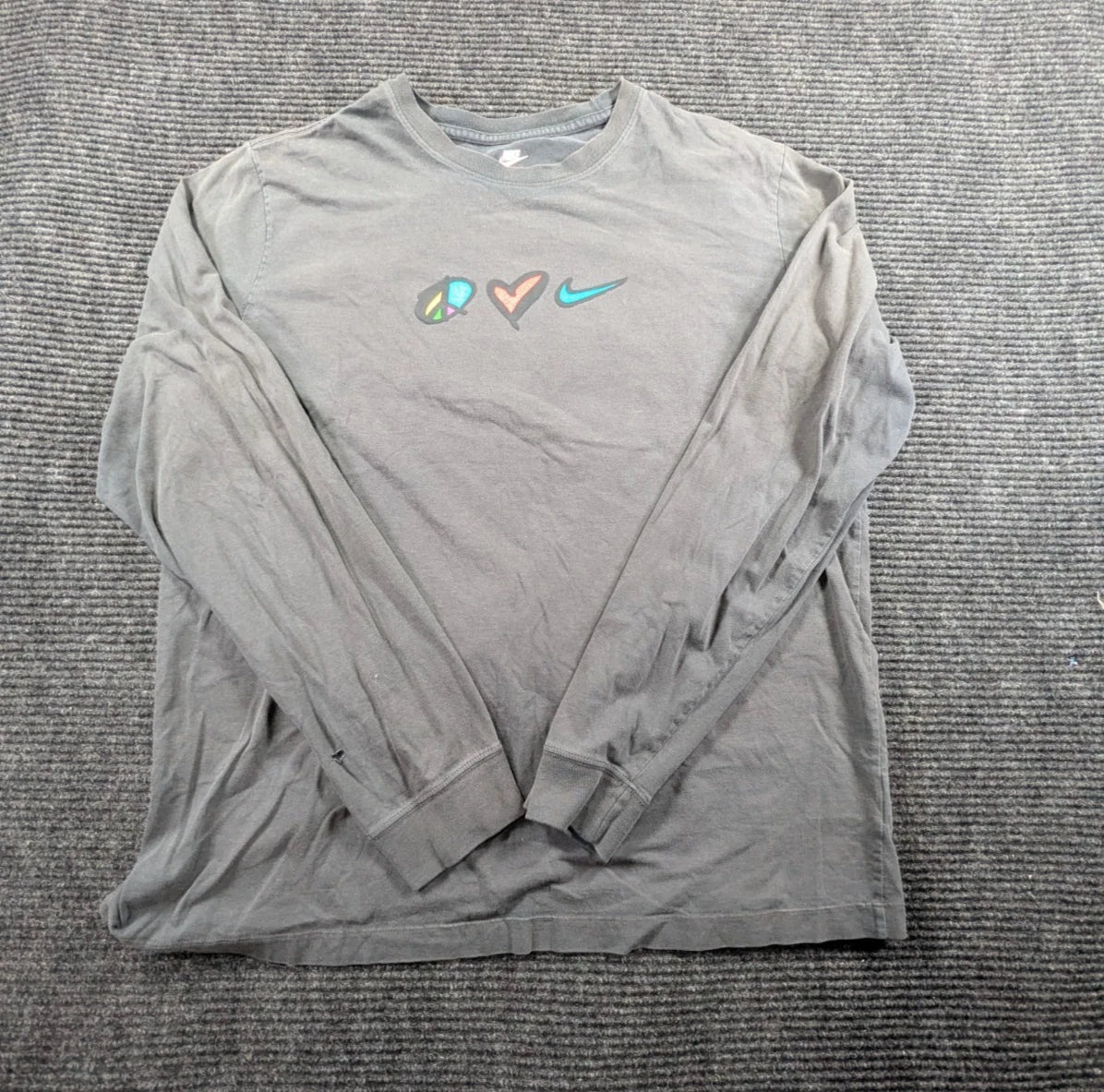 Nike Shirt Mens XL Gray Cotton Peace Love Swoosh Graphic Aesthetic Streetwear