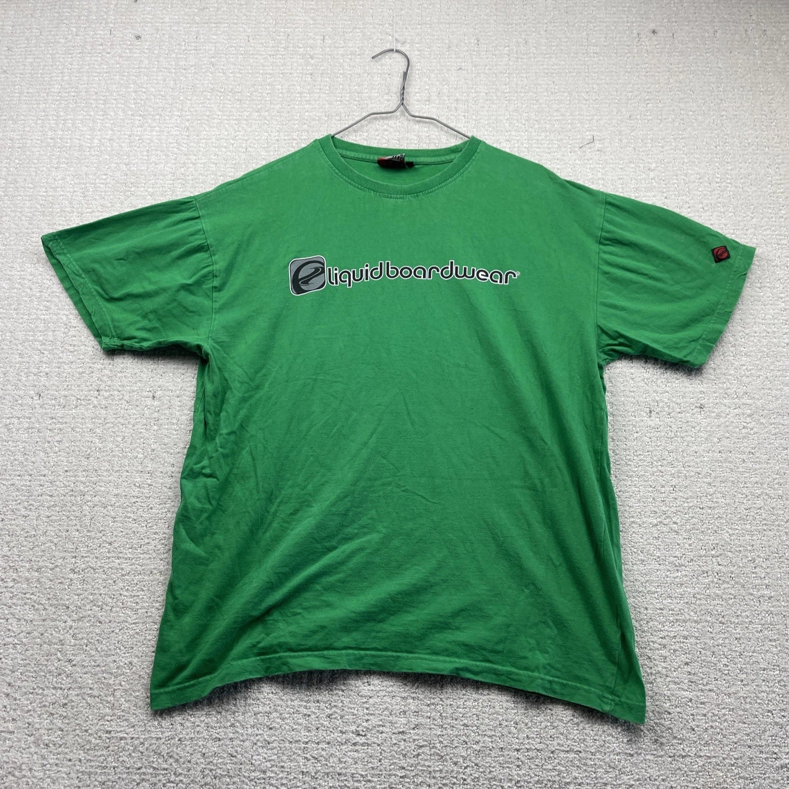Y2K Liquid boardwear T-shirt Men Sz XL Bright Green short sleeve Skater Grunge