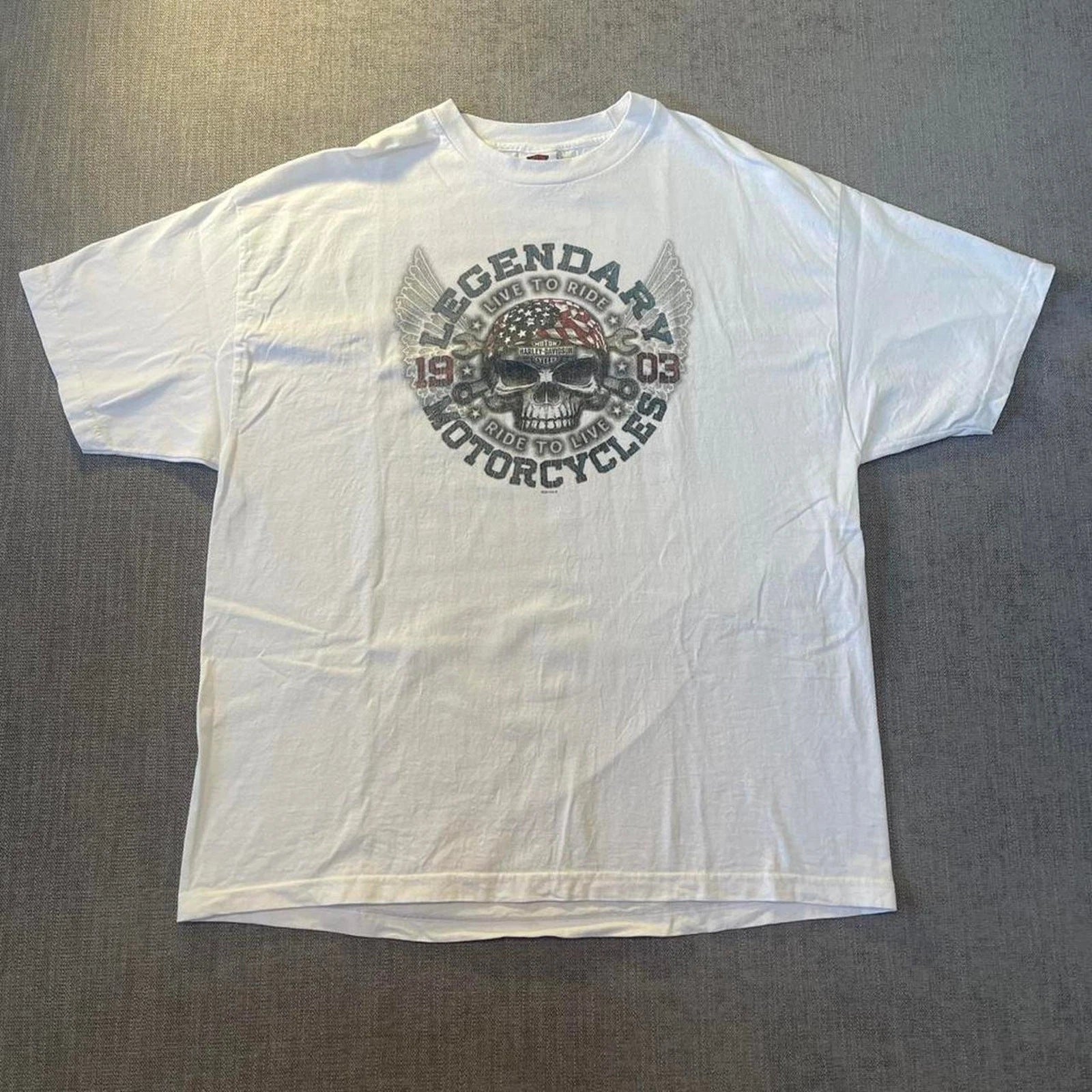 Vintage Harley Davidson Skull legendary Motorcycle white t-shirt western