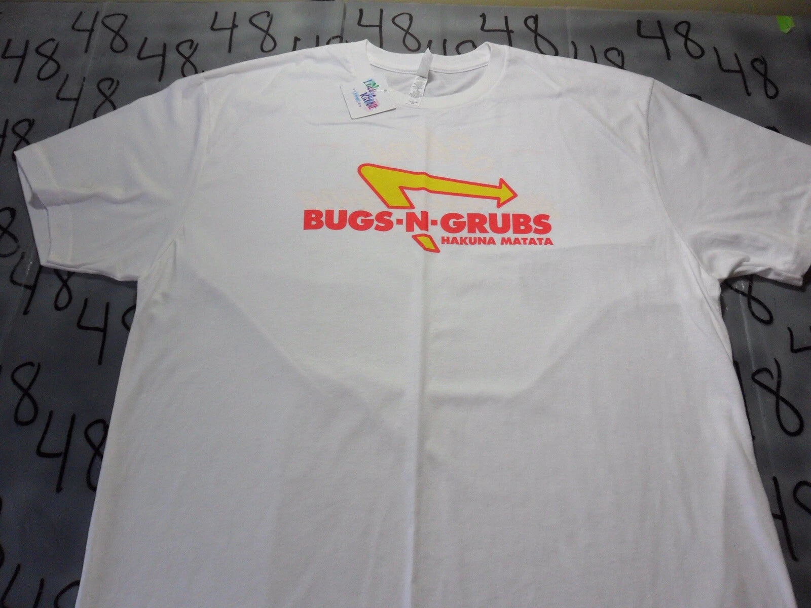 XL NWOT Bugs N Grubs Hakuna Matata T Shirt
