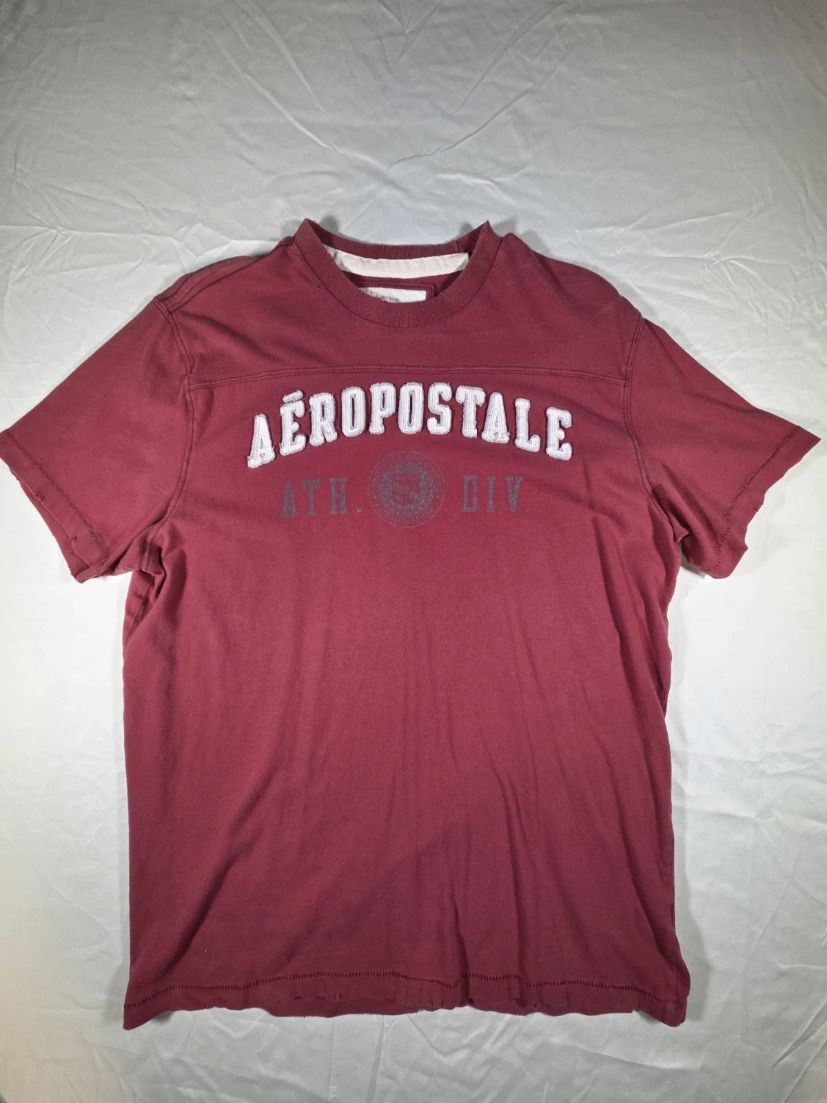 Aeropostale Men's Large Distressed Edge Dark Red Short Sleeve T Shirt Tee Y2K