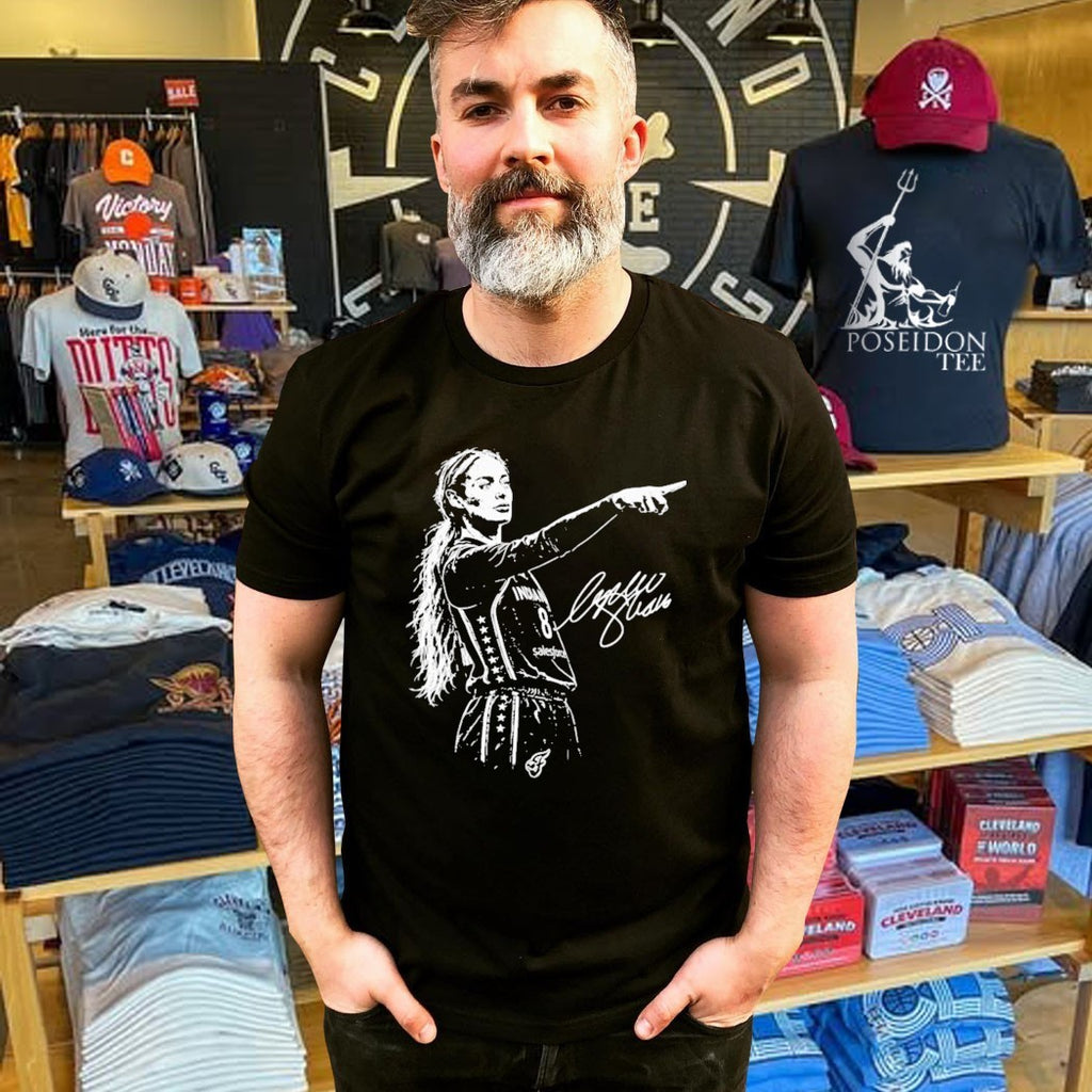 Sophie Cunningham Pointing T-shirt