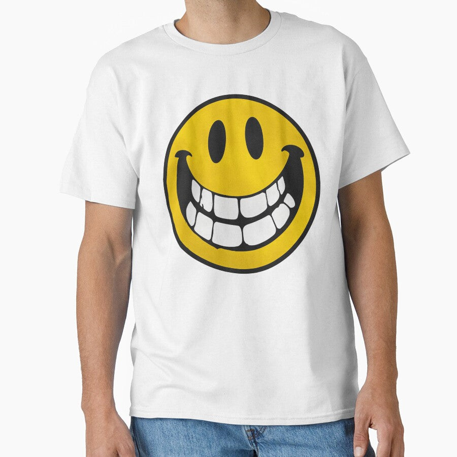 Smiley11 by giggletshirts