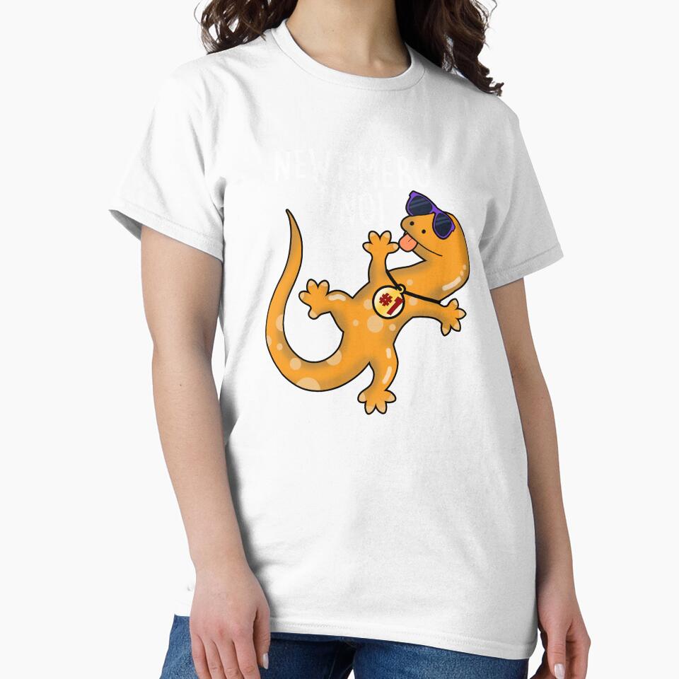 Newt-mero Uno Funny Newt Pun (Dark BG) by punnybone