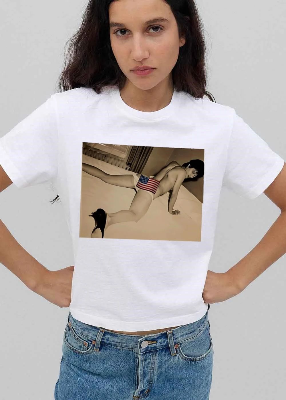 Photo Woman Lying Bed High Heels American Flag shirt