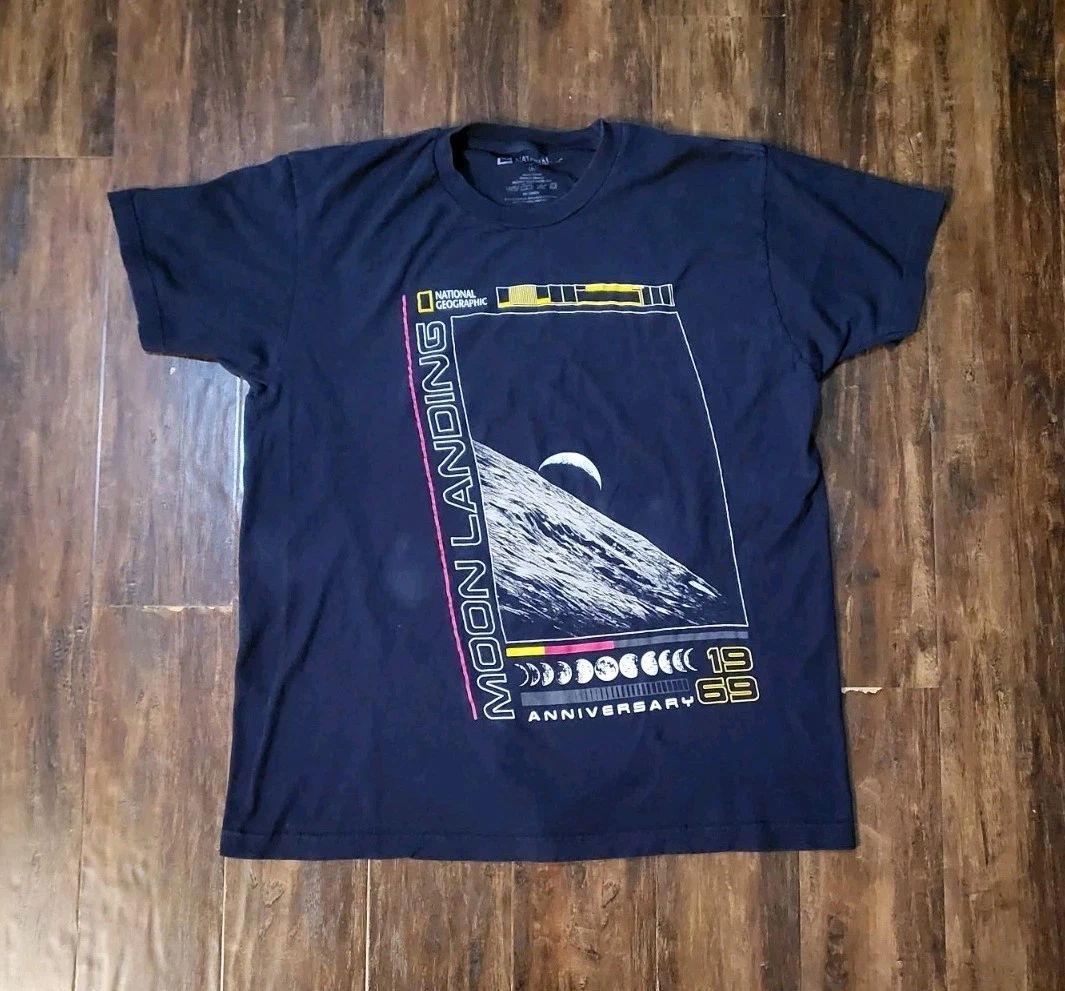 National Geographic 1969 50th Anniversary MOON LANDING Graphic T-Shirt L