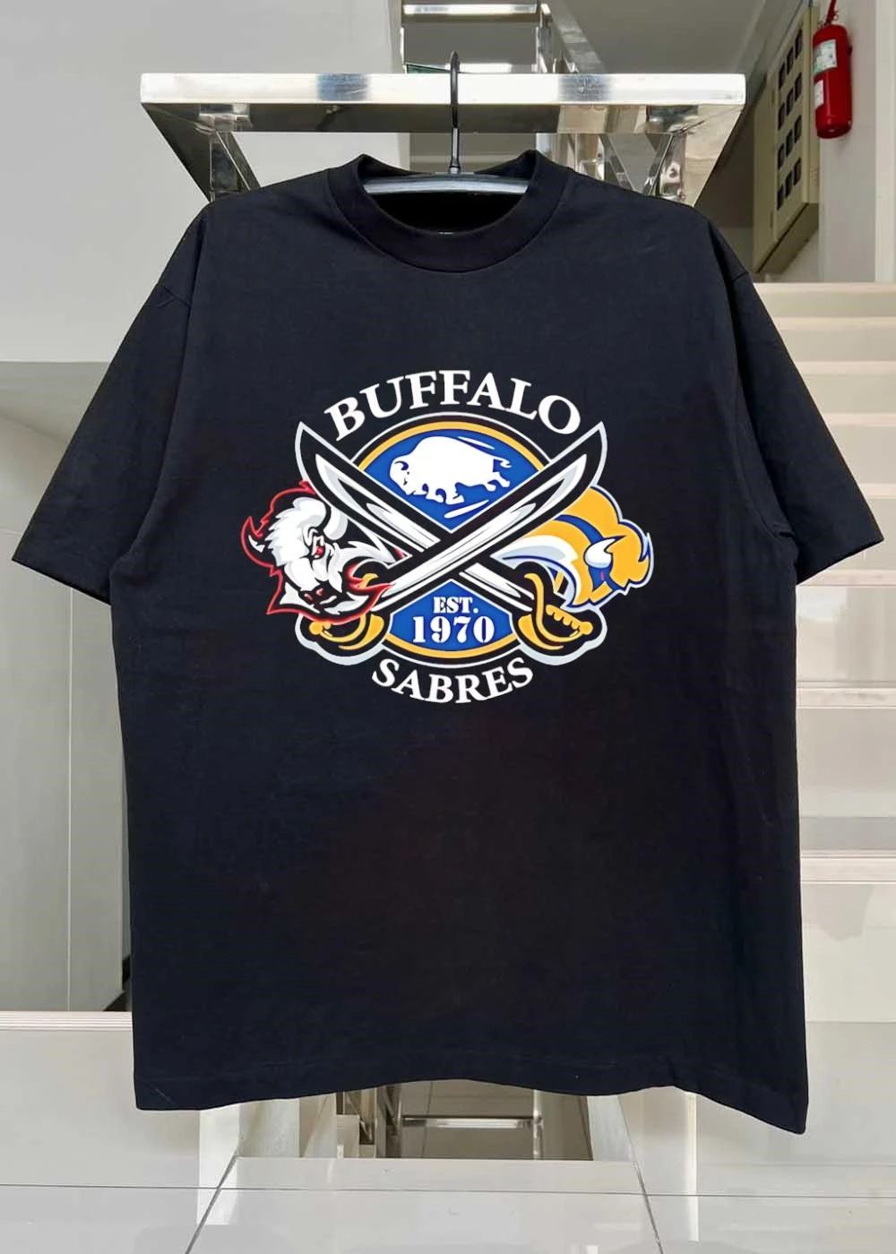 Buffalo Sabres est 1970 Crossed Sabers Logo T-Shirt
