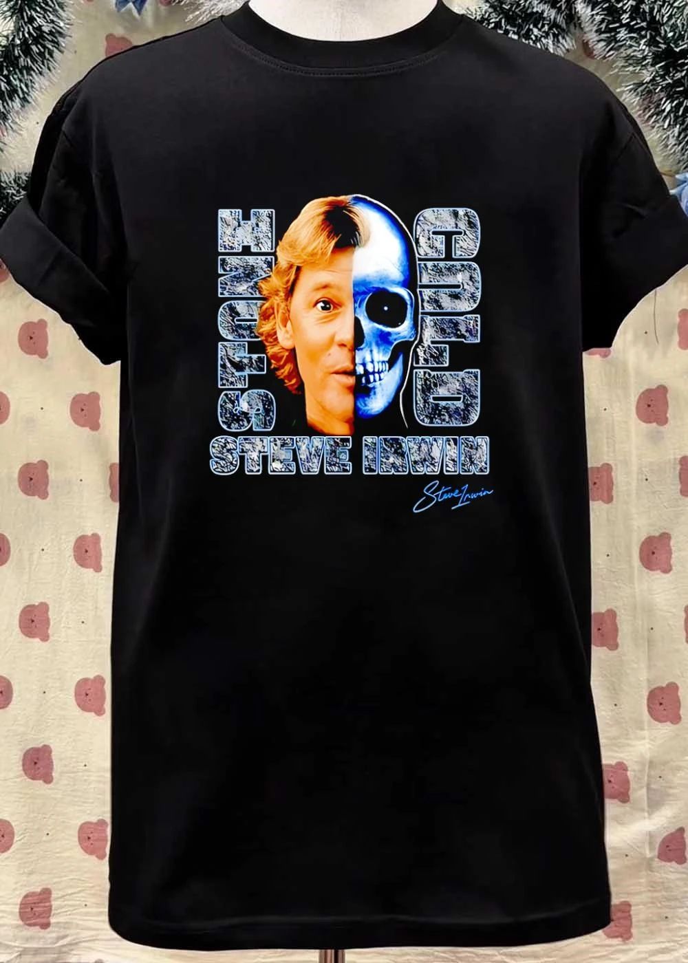 Steve Irwin Split Face Skull Graphic Words Heavy Metal Style Unisex T-Shirt