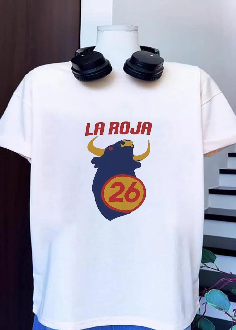 La Roja Bull 26 Apparel Spain Football Team T-Shirt
