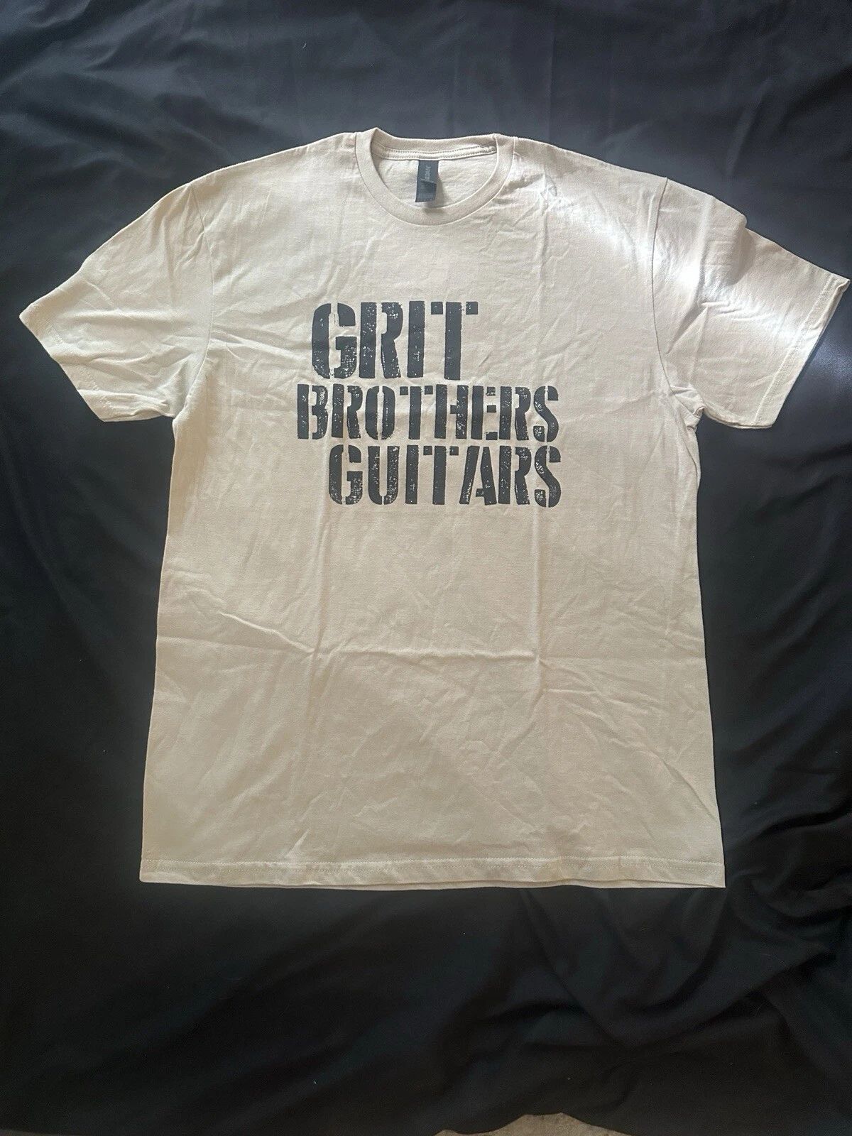 Grit Brothers Guitars Tee Shirt Gildan Soft style Tan - Large