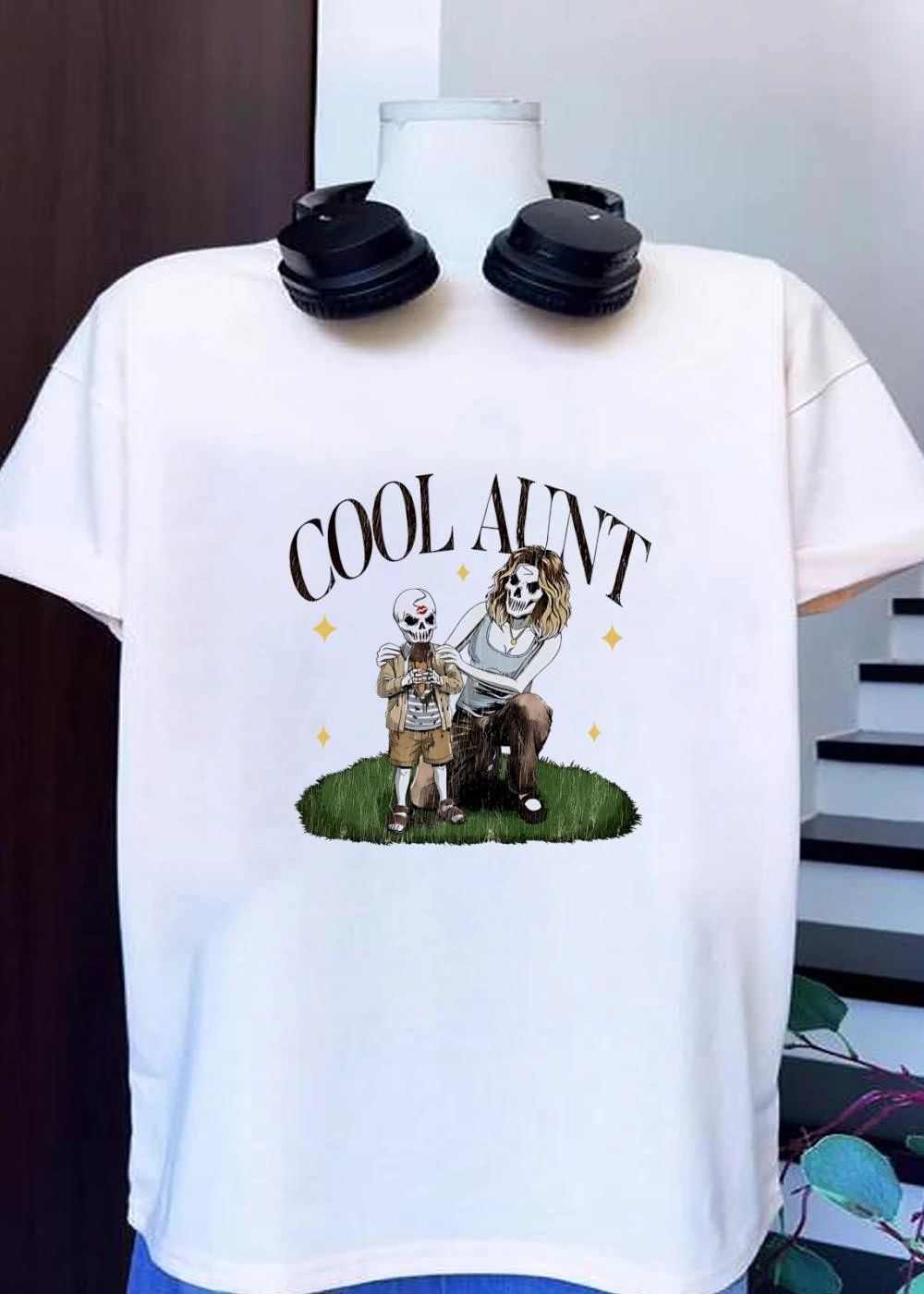 Cool Aunt Skeleton Relative Eating Chocolate Ice Cream shirt