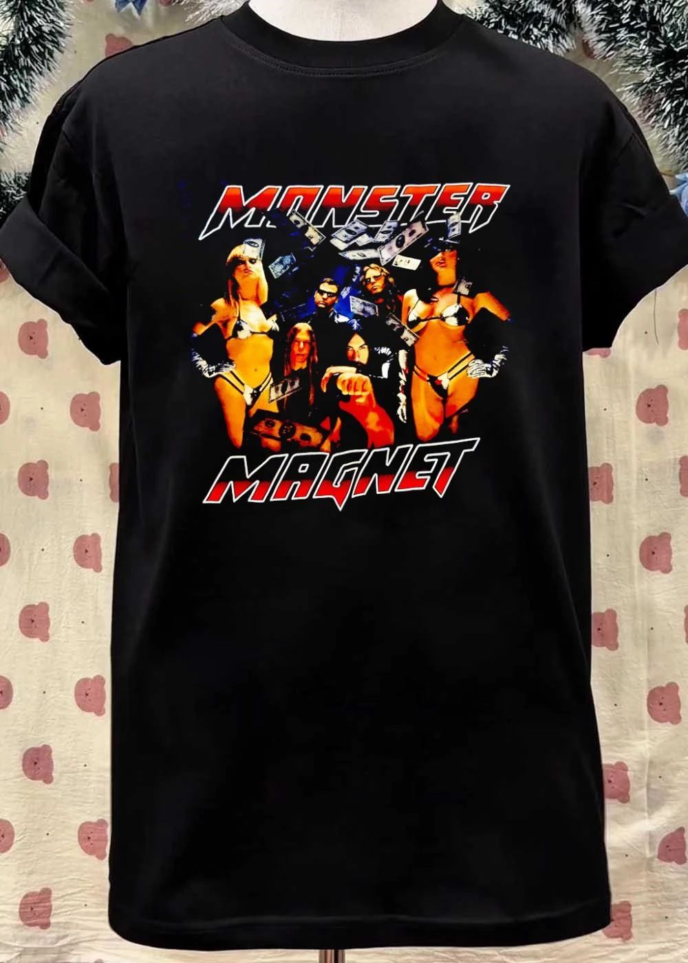 Monster Magnet Band Members Showered in Cash shirt