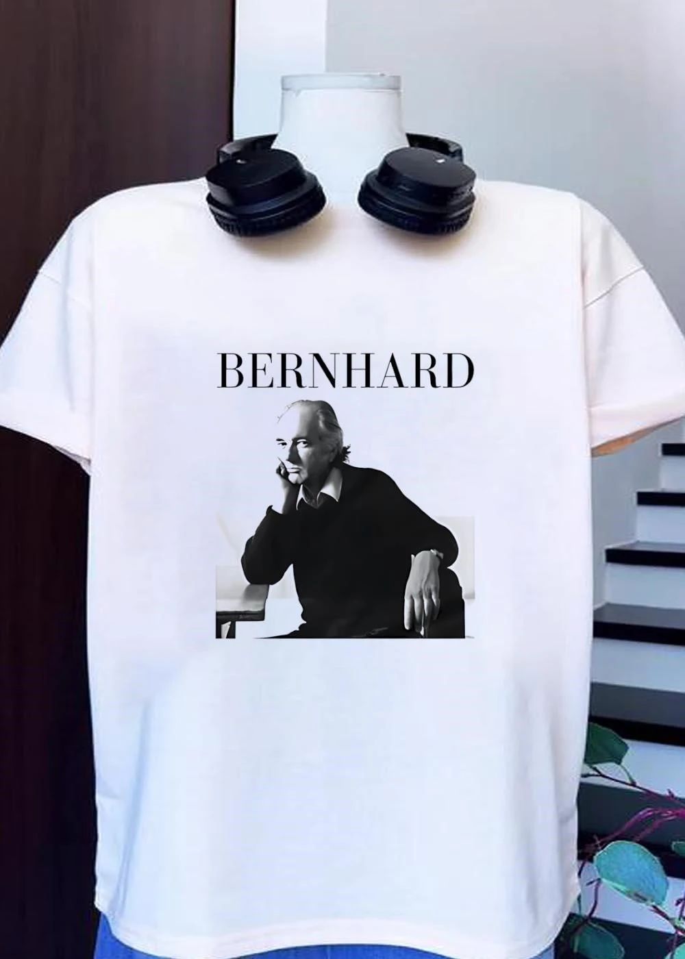 Thomas Bernhard Portrait Black and White Minimalist T-Shirt